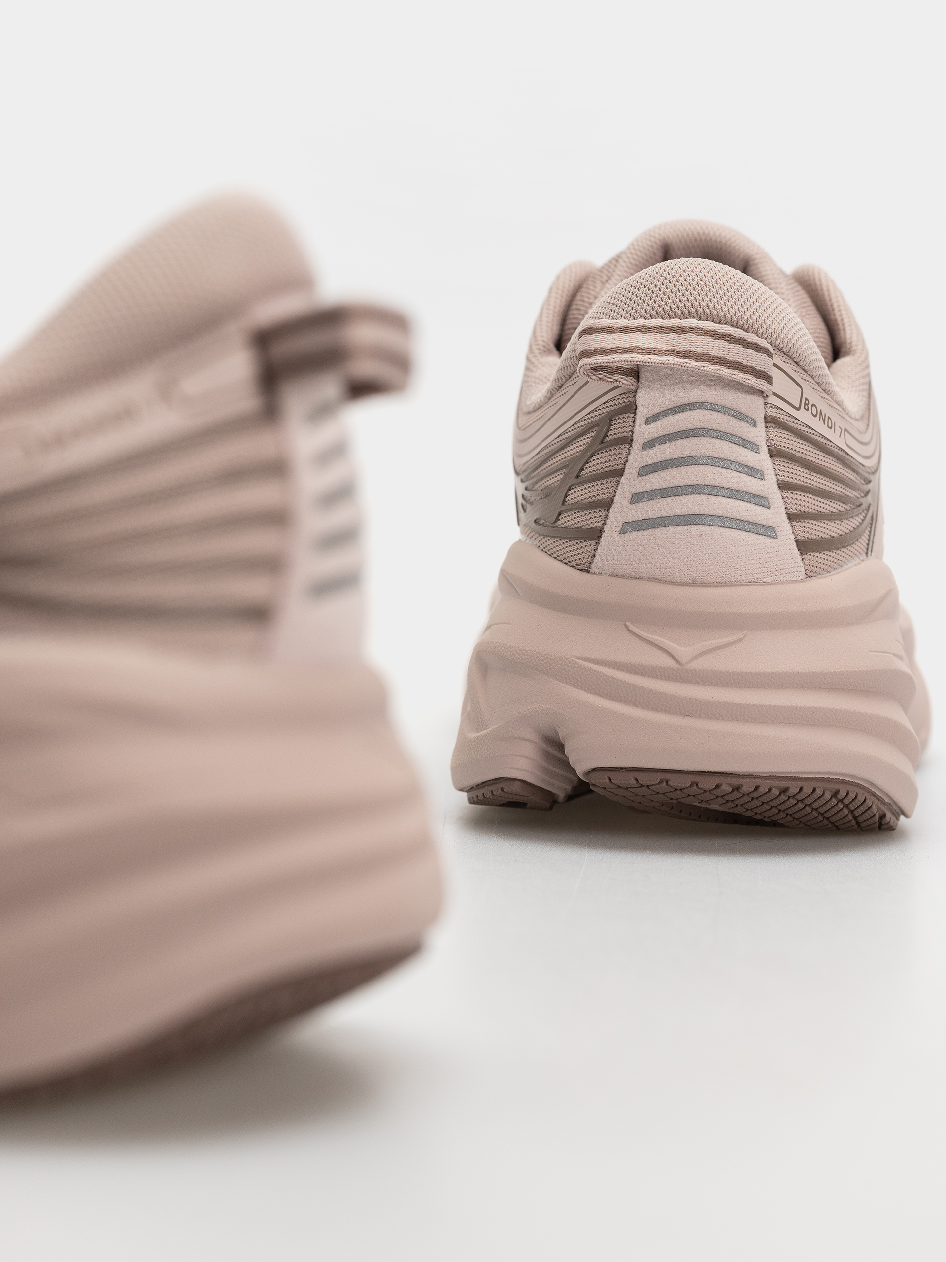 Hoka Shoes Bondi 7 Wmn (date sugar/date syrup)