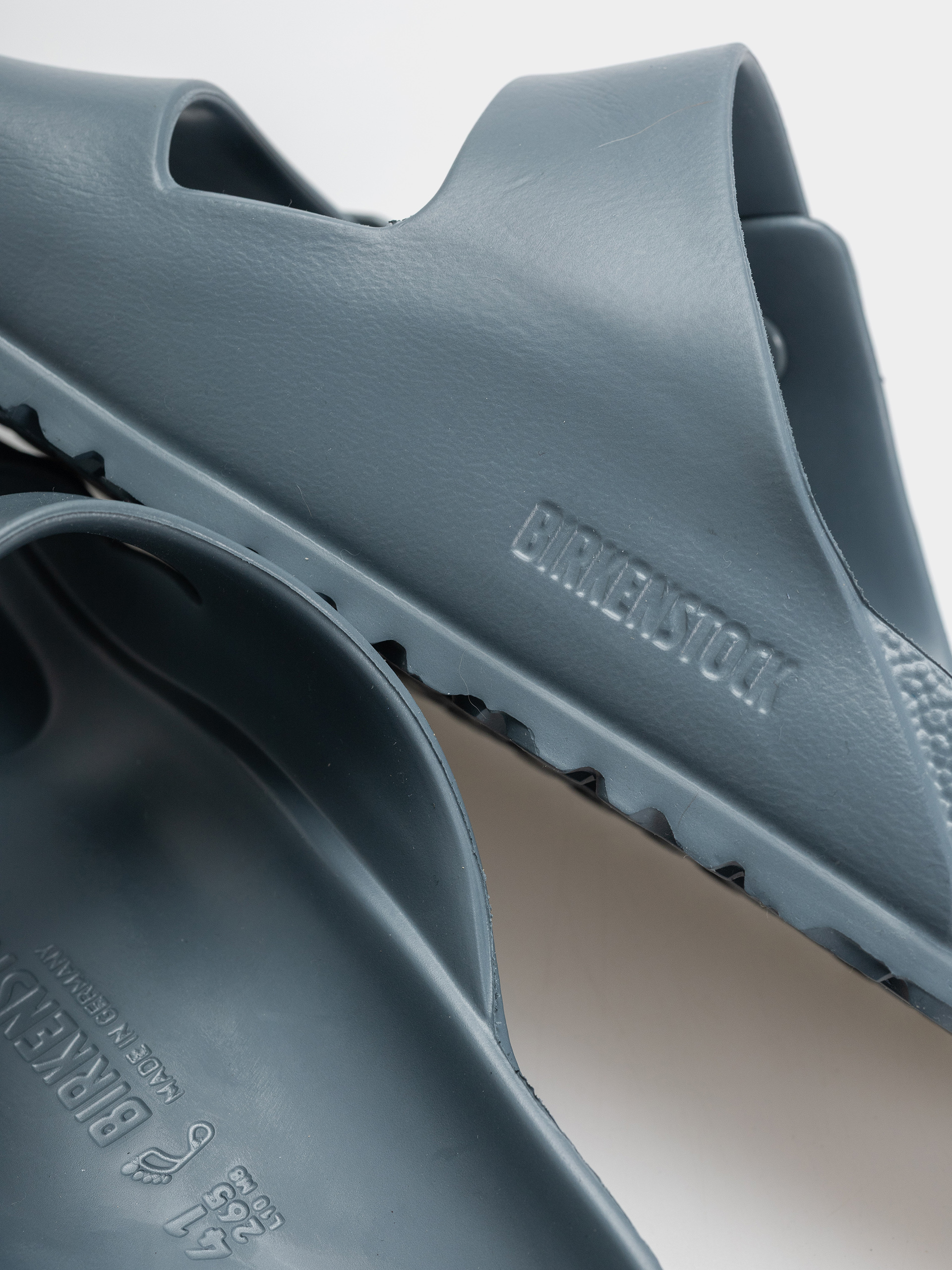 Birkenstock Flip-flops Arizona Essentials EVA Regular (basalt gray)