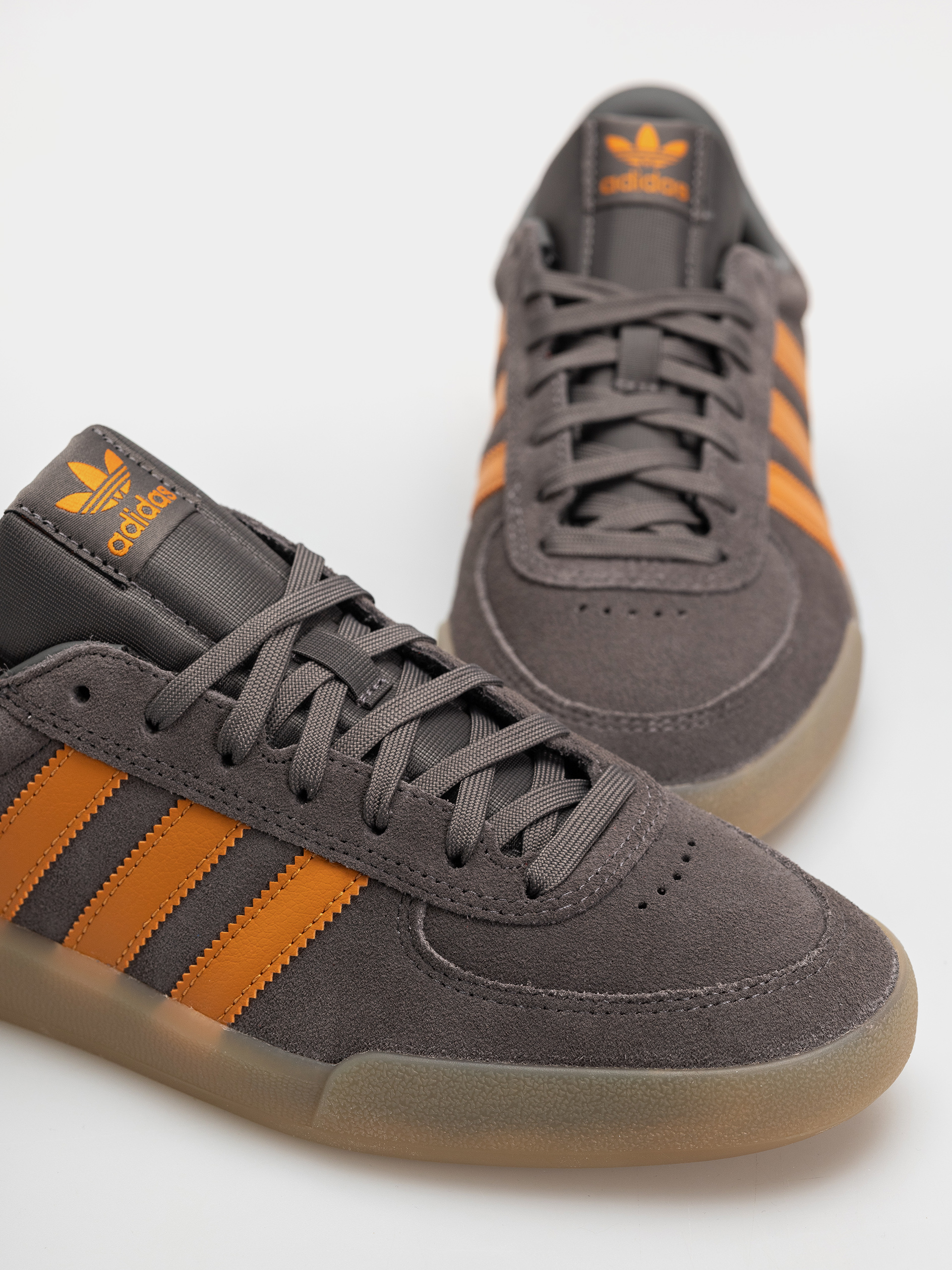 adidas Glenburn Schuhe (chacoa/rusora/gum4)