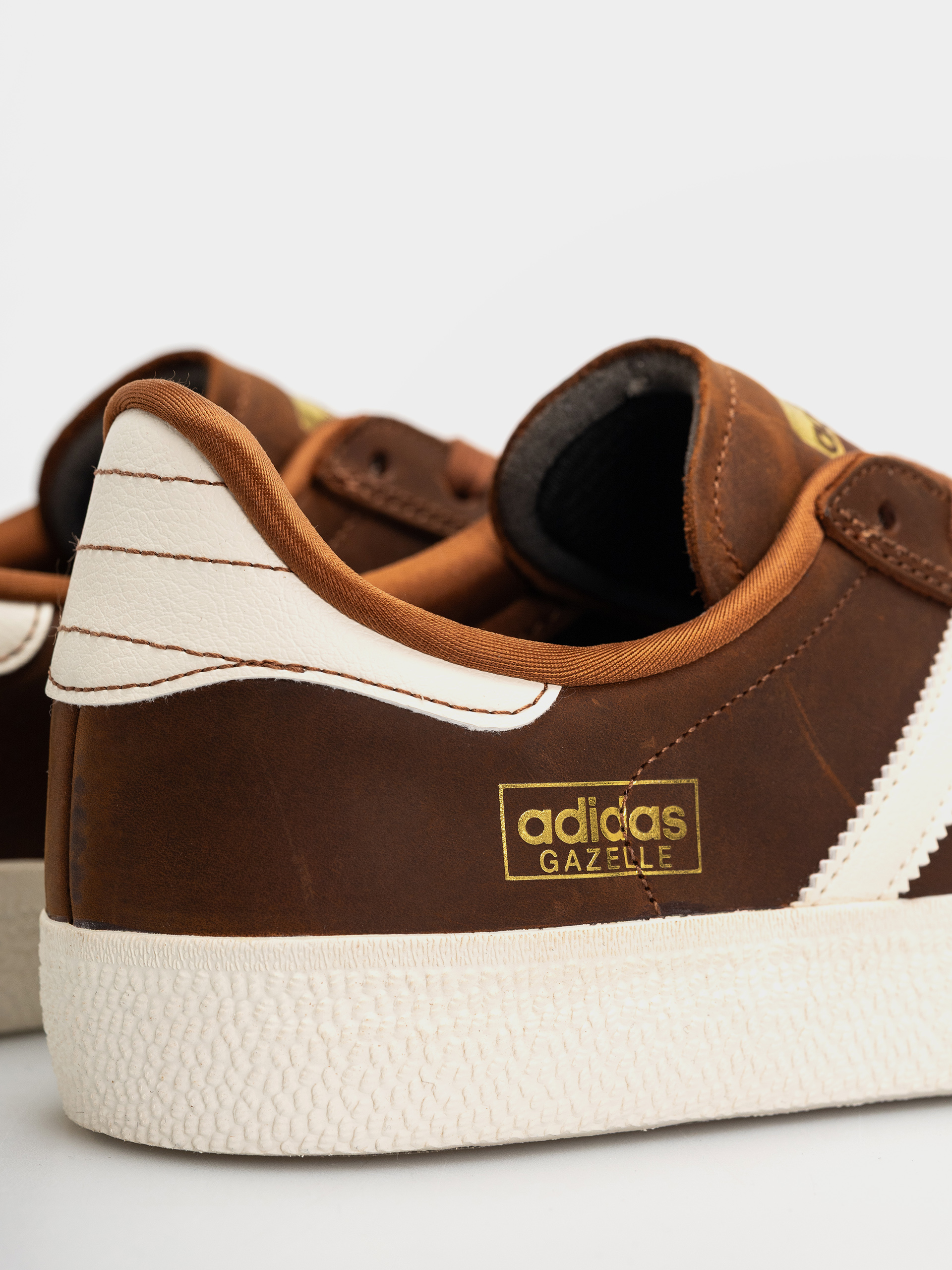 adidas Shoes Gazelle Adv (cwhite/owhite)