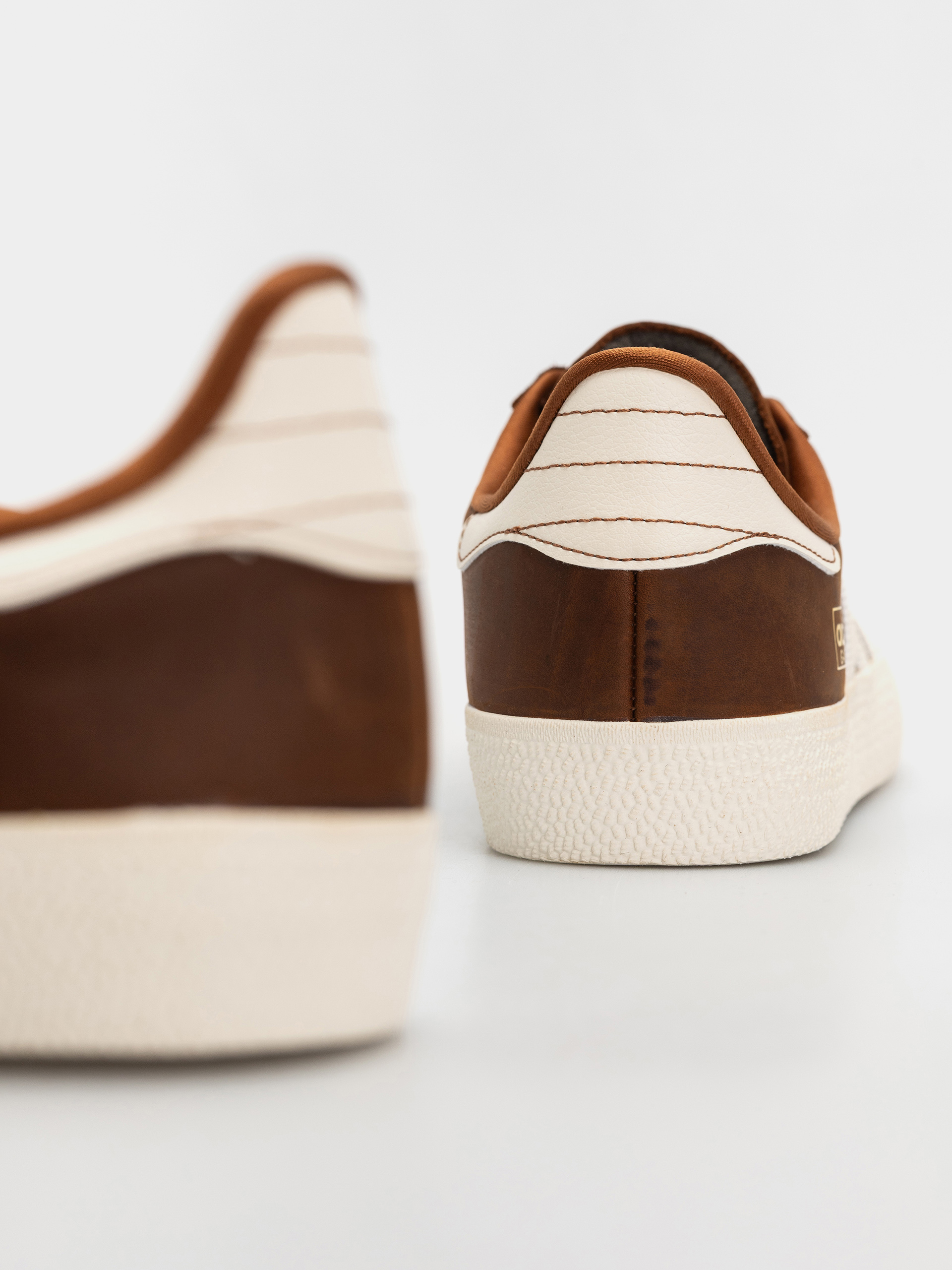 adidas Shoes Gazelle Adv (cwhite/owhite)