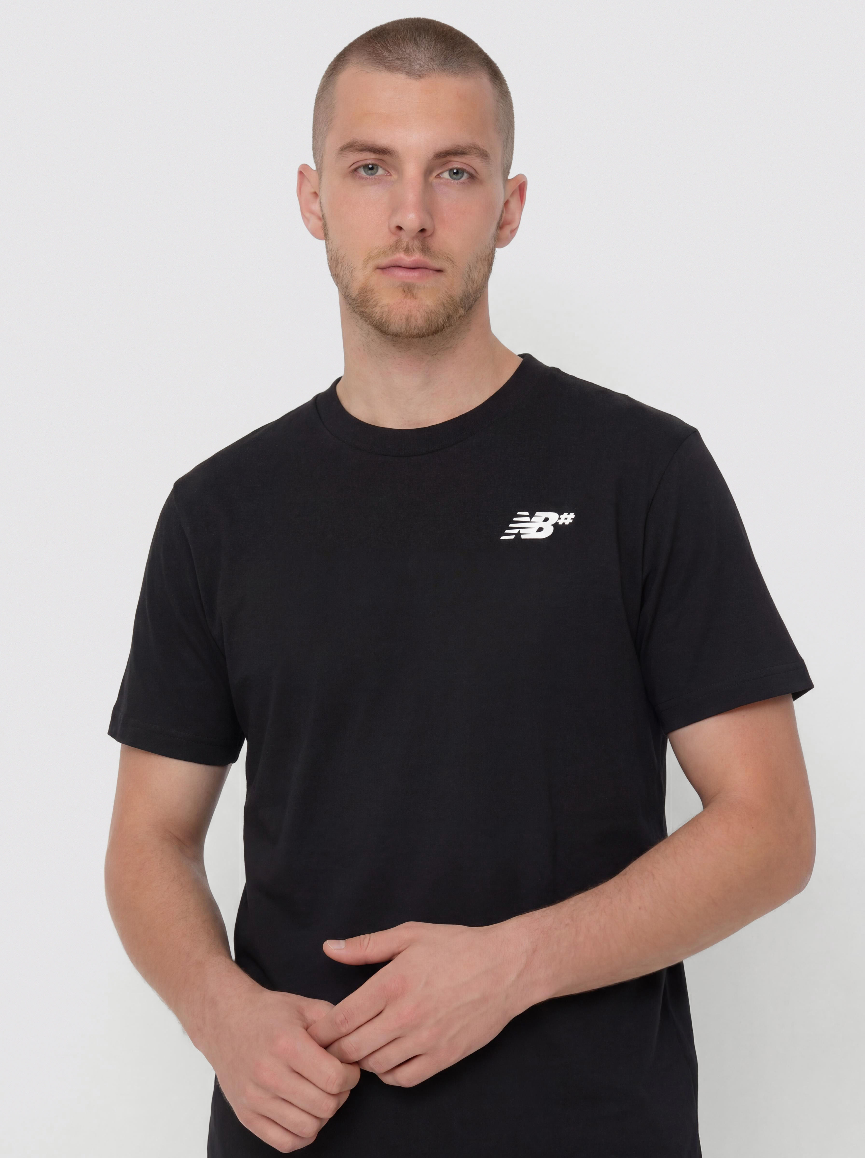 New Balance Numeric Small Logo T-Shirt (black)