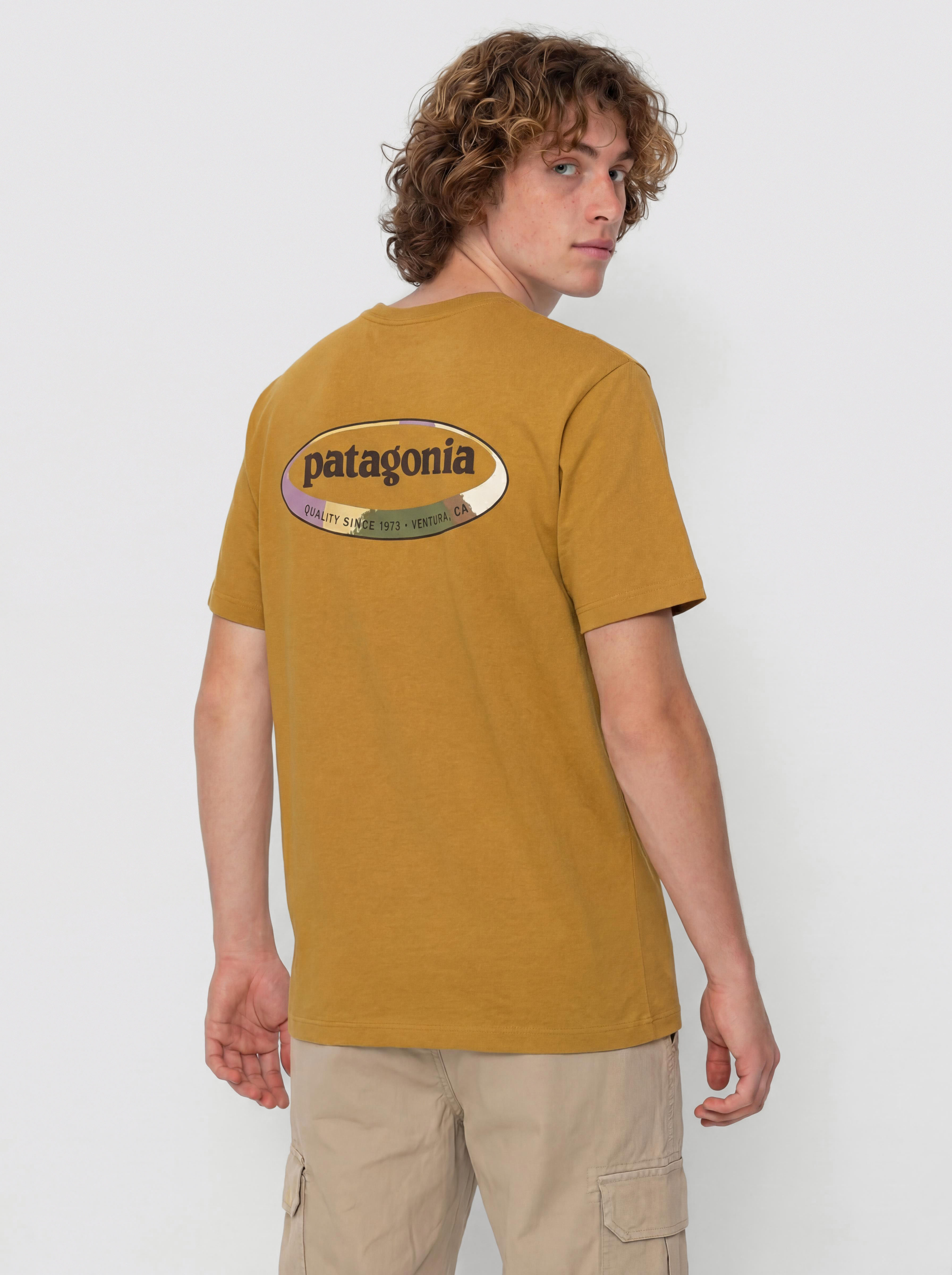 トップス patagonia simple best Patagonia 95 Oval Logo T-Shirt - brown (bobcat brown/sunshine)