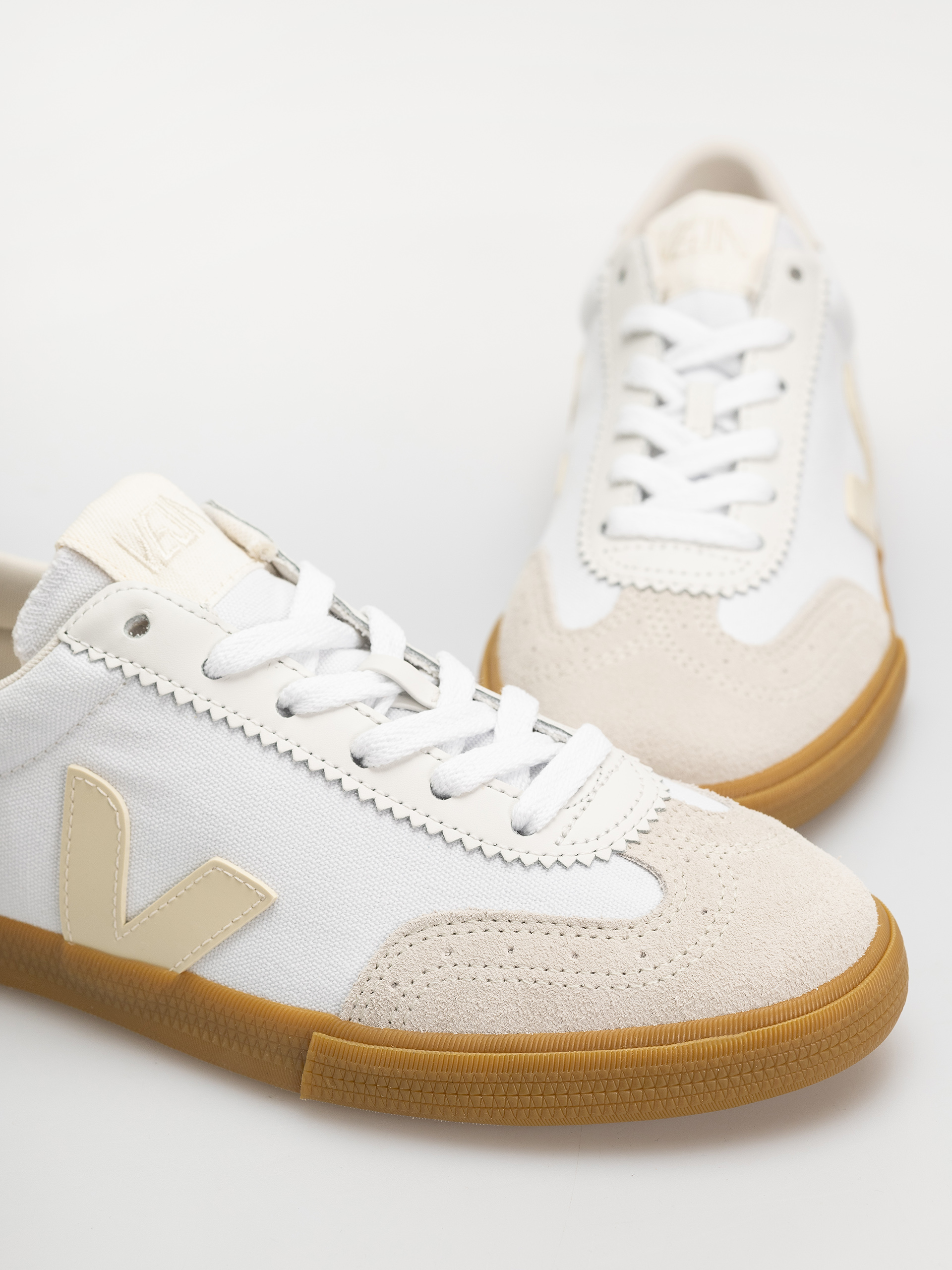 Veja Volley Wmn Schuhe (white pierre natural)