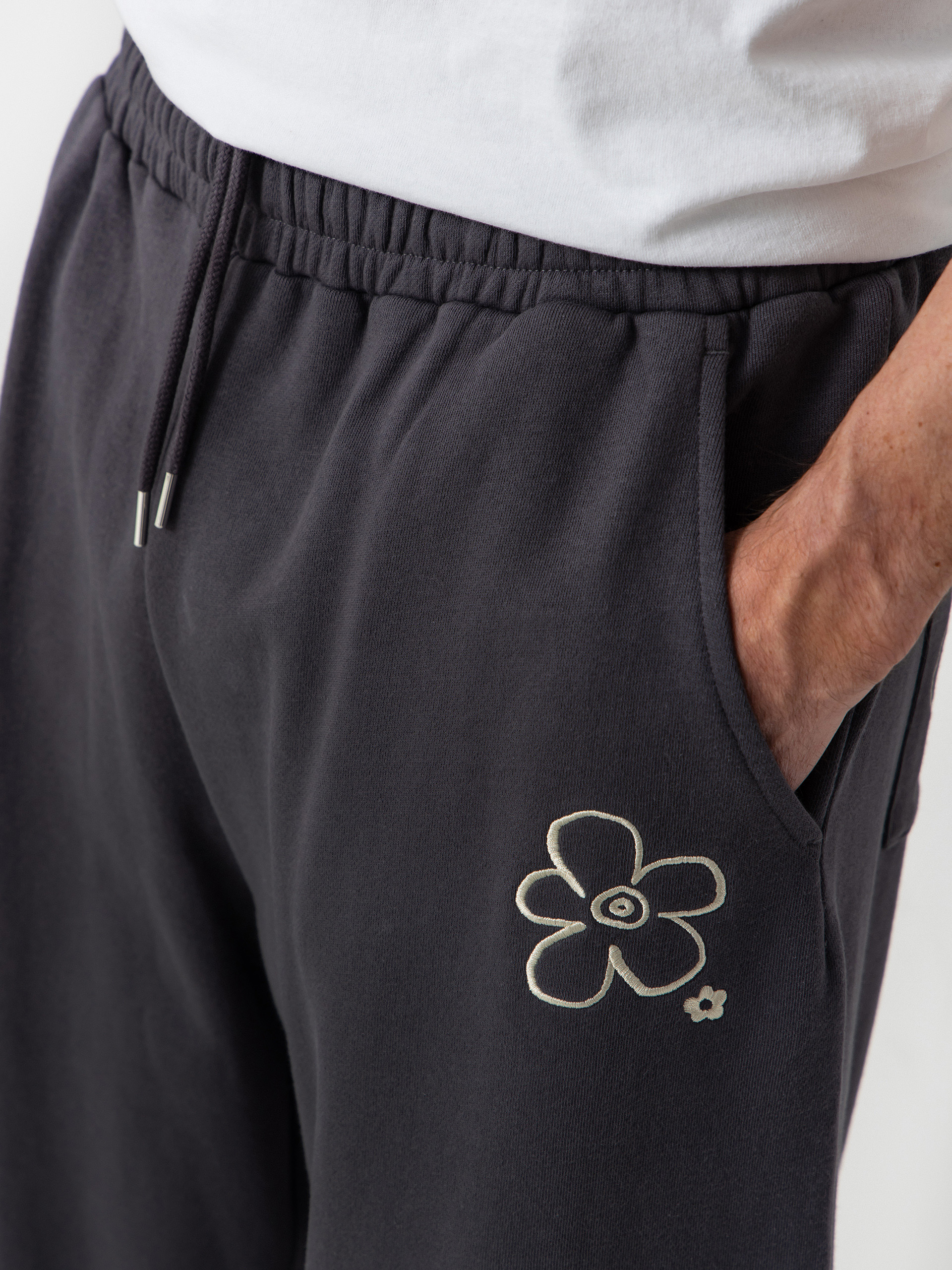 RipNDip Blonded Straight Leg Hose (charcoal)