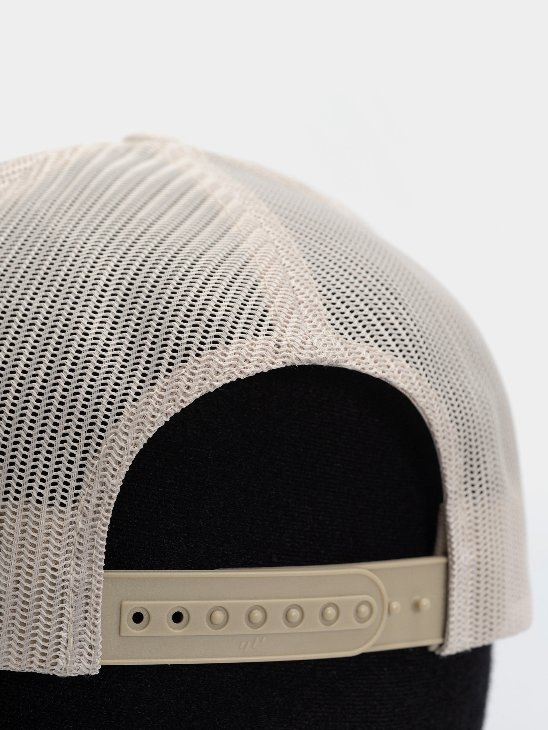 Columbia Mesh Snap Back Cap (dark stone/ancient fossil)