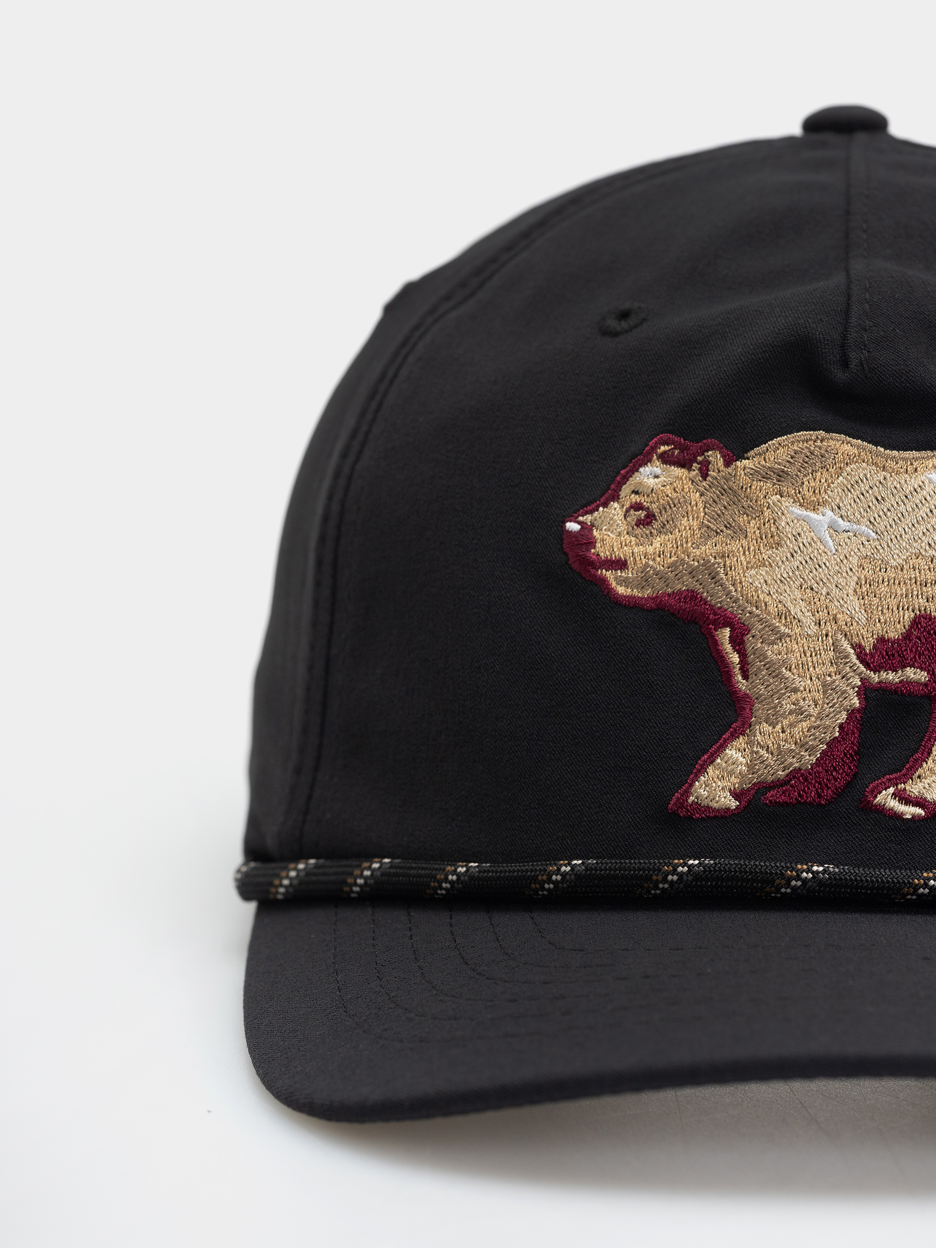 Columbia Ecoscape 3D Stretch Snapback Cap (black/bear)