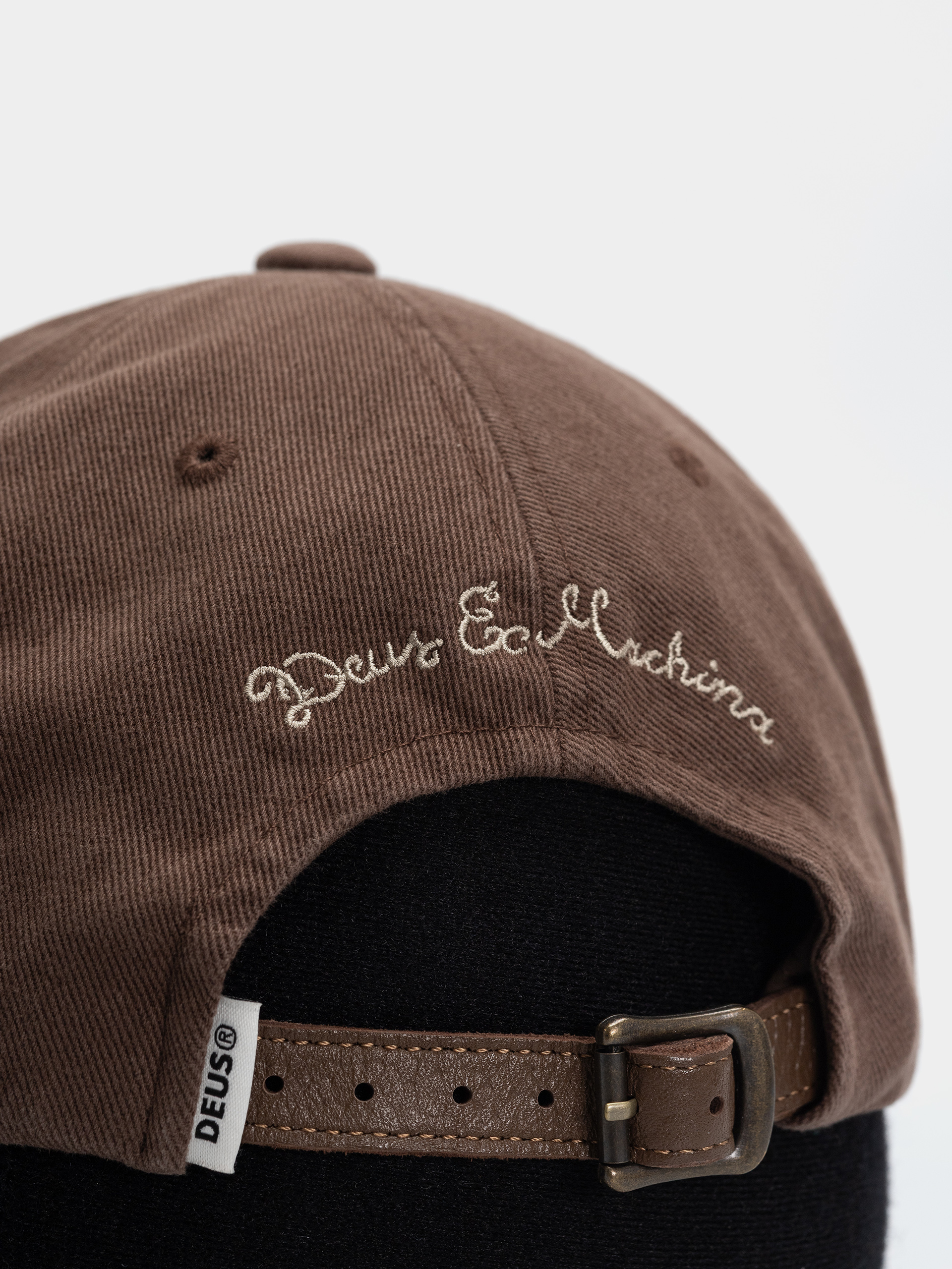 Deus Ex Machina Emblem College Address Cap (brown)