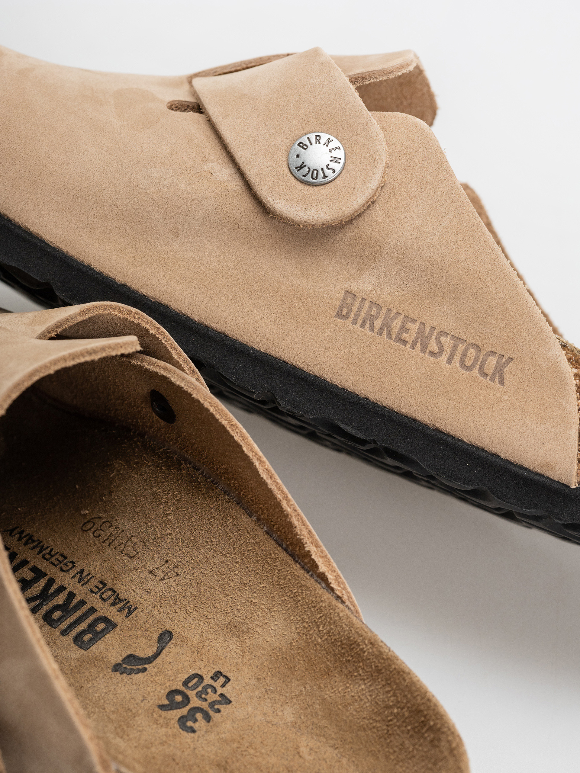 Birkenstock Flip Flops Boston Wire Buckle Nubuck Leather Narrow (sandcastle)