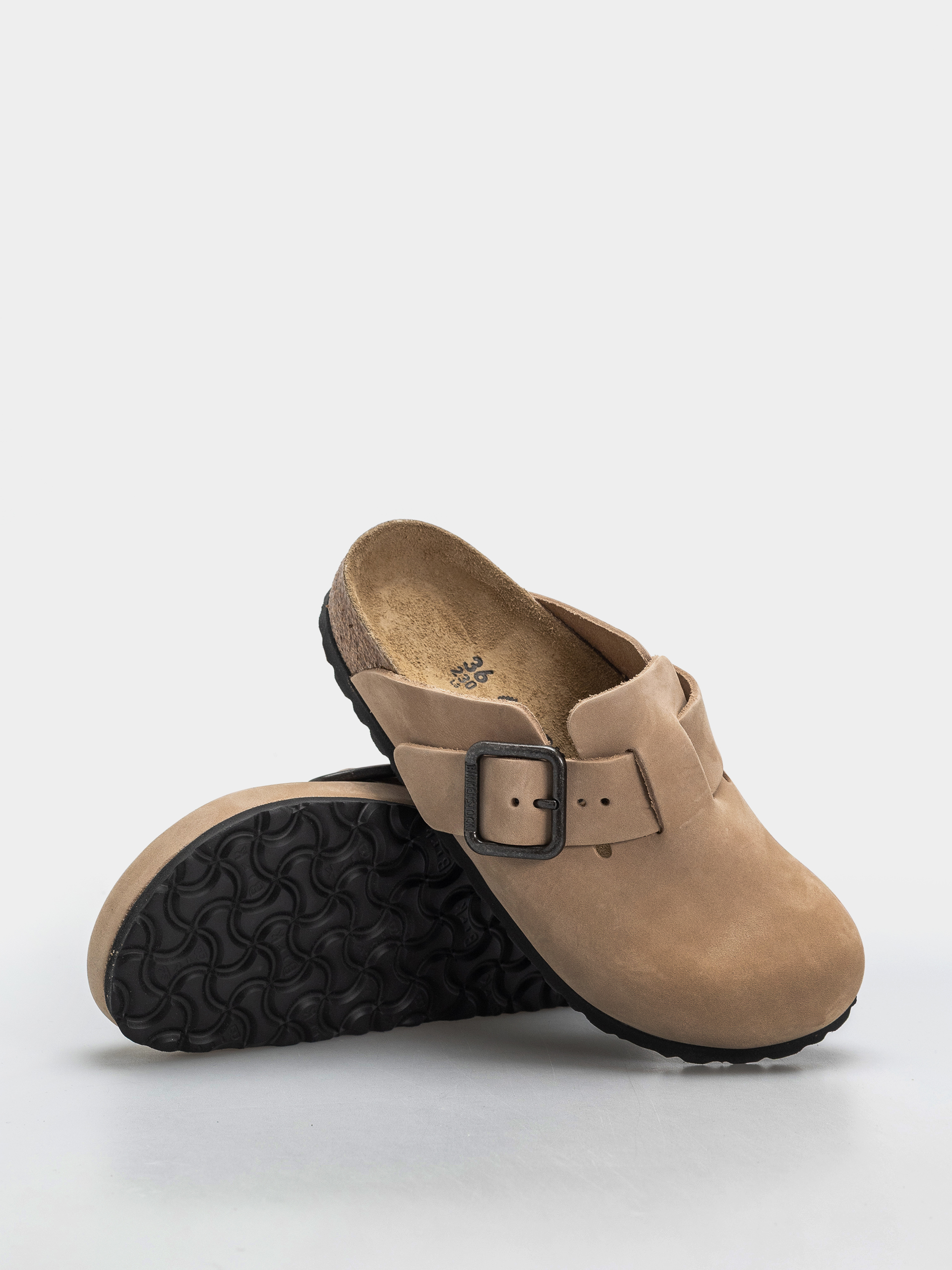 Birkenstock Flip-flops Boston Wire Buckle Nubuck Leather Narrow (sandcastle)