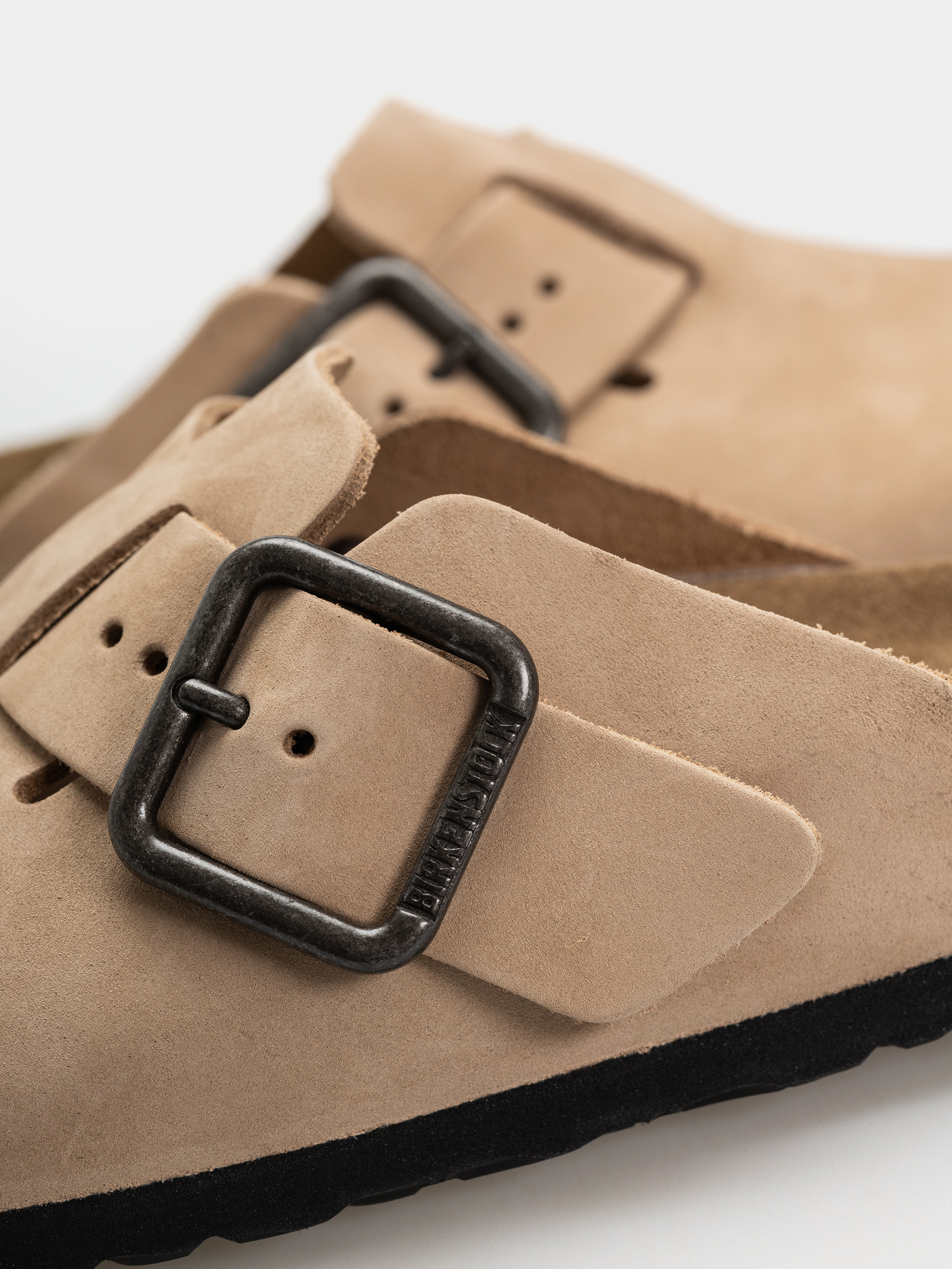 Birkenstock Flip-flops Boston Wire Buckle Nubuck Leather Narrow (sandcastle)