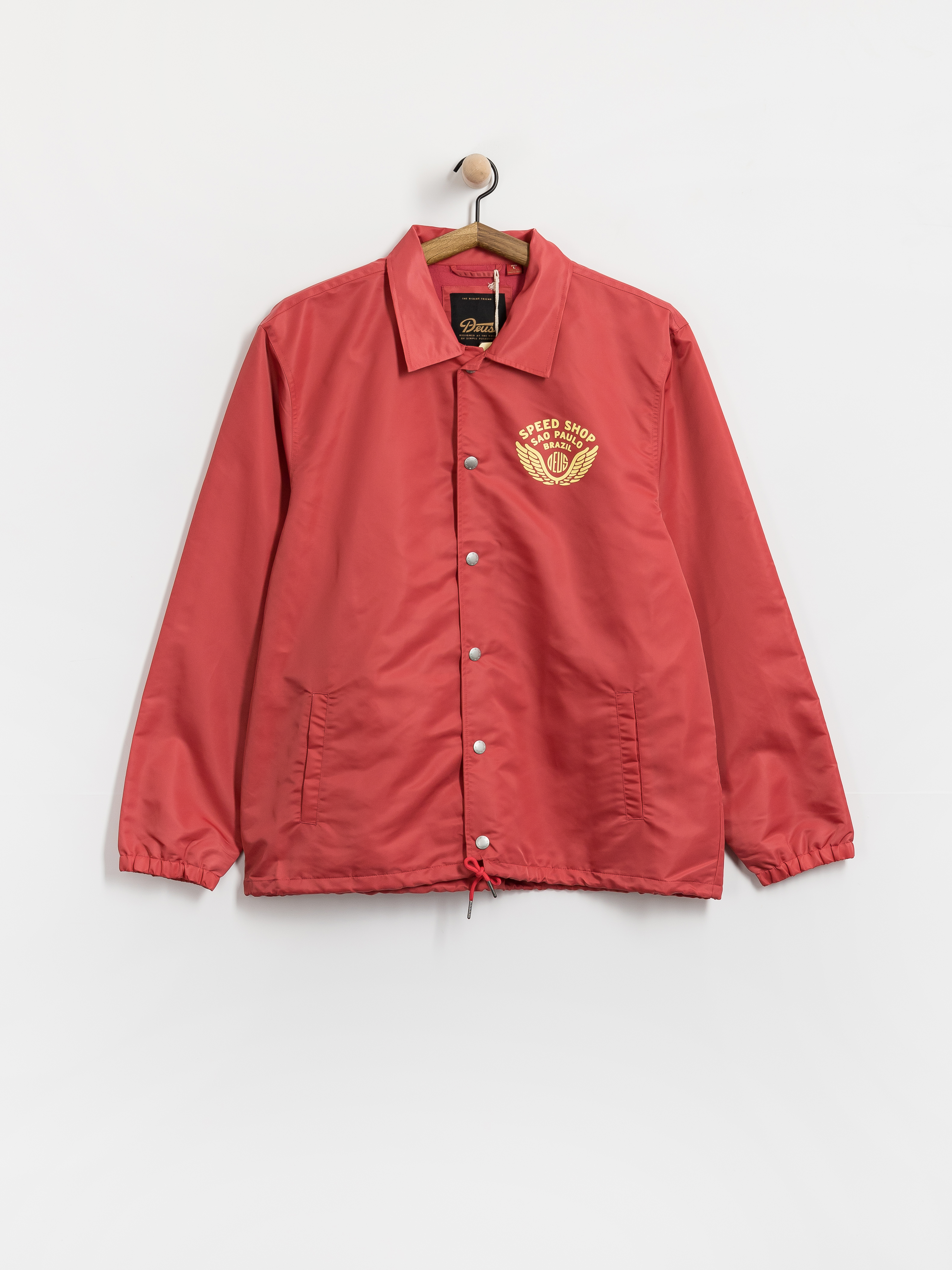 『TEN NYLON COACH JKT RED XS』 Deus Ex Machina Jacket Munificence Nylon Coach - red (melon red)