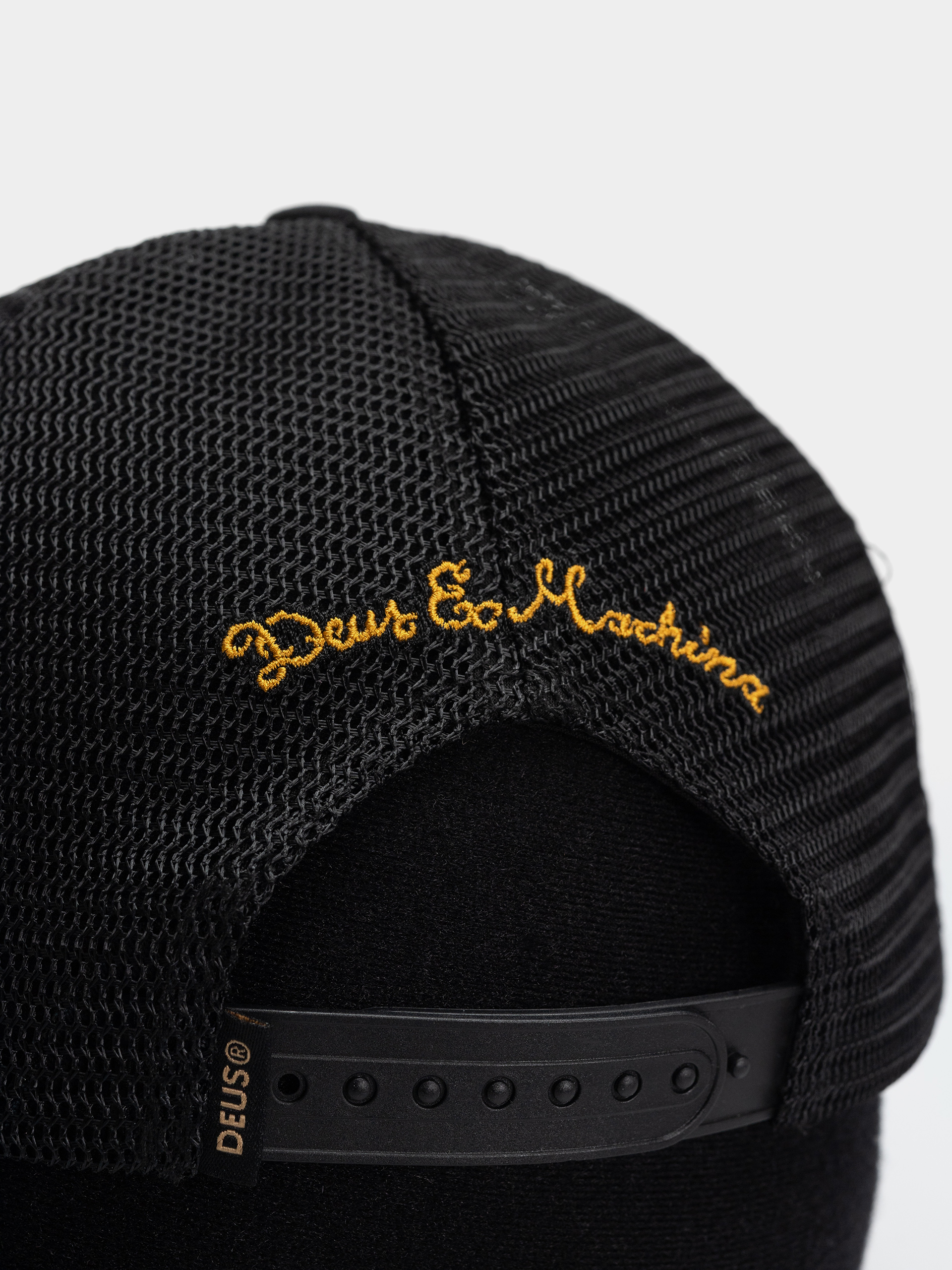 Deus Ex Machina Cap Pill (black)