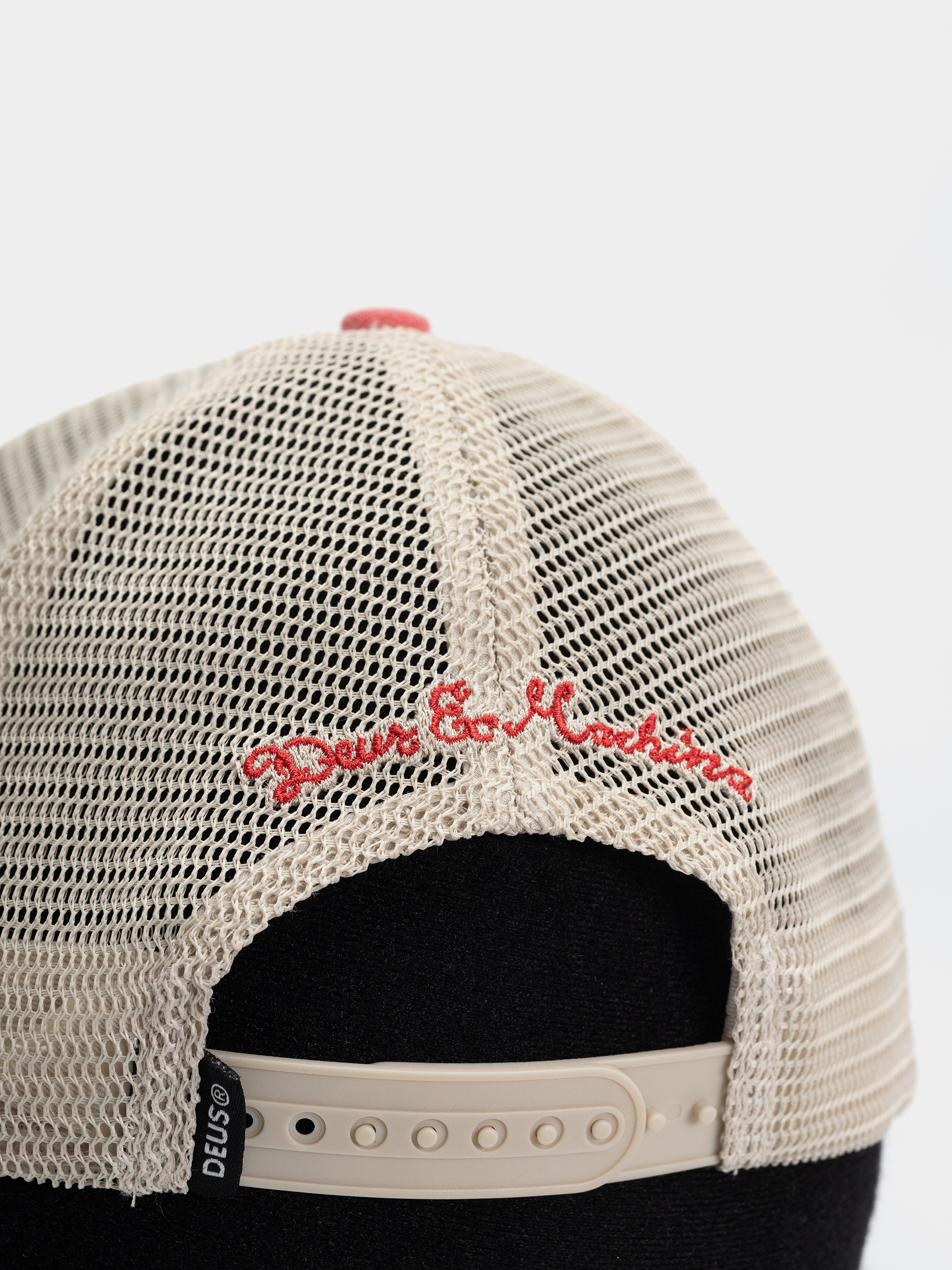 Deus Ex Machina Cap Tokyo Address (melon red)