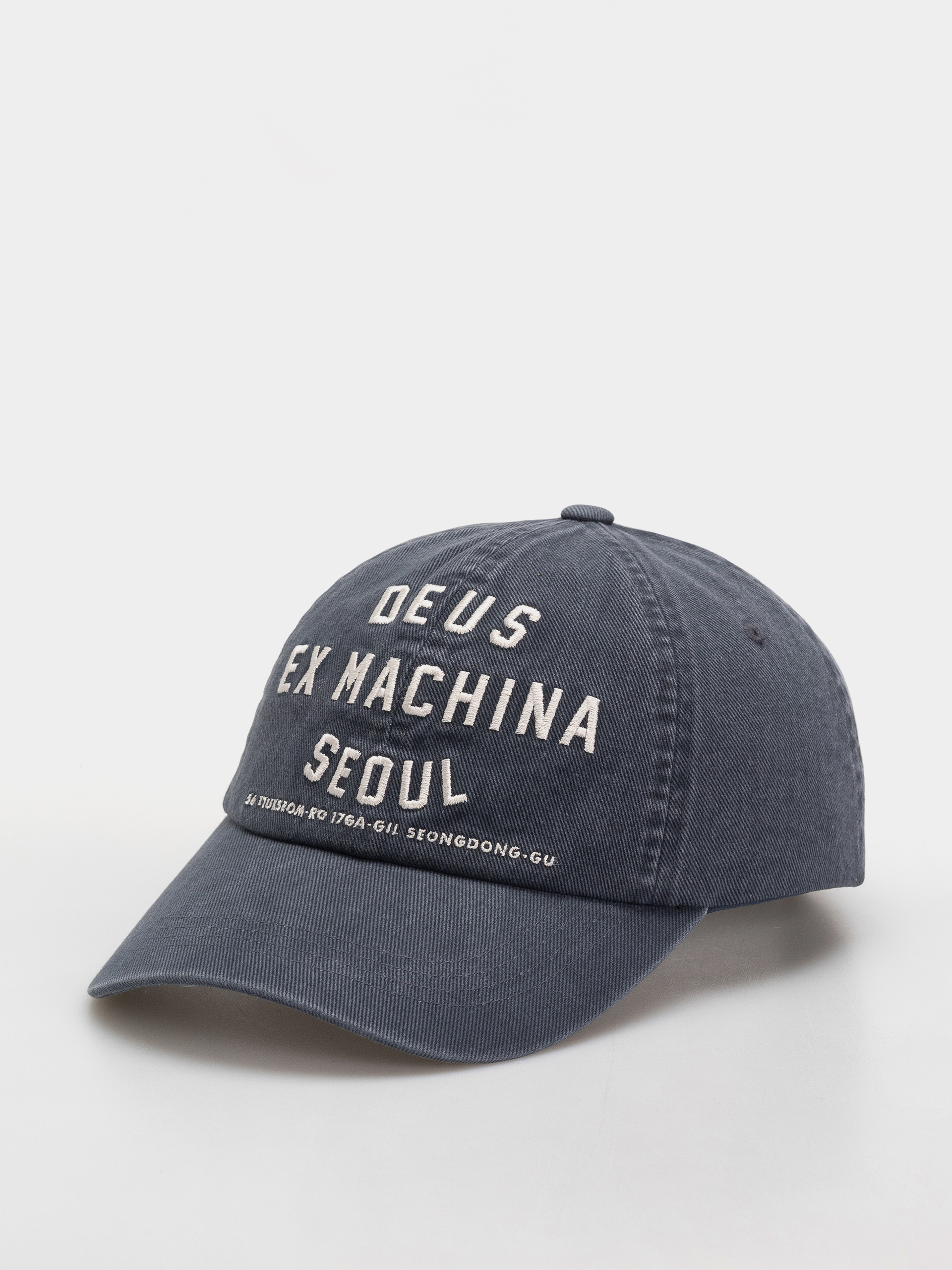 Deus Ex Machina Cap College Address