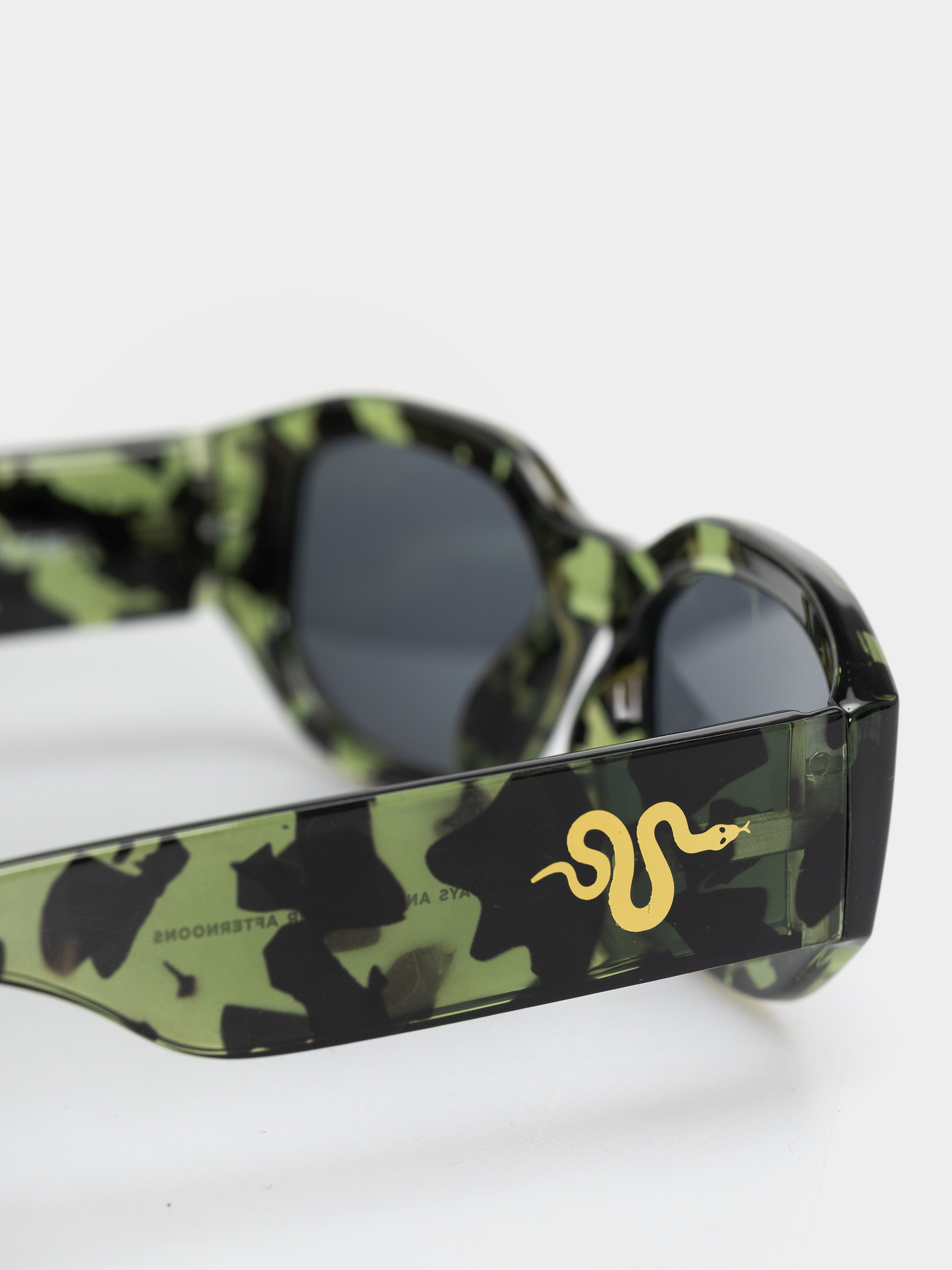 CHPO Brooklyn Sunglasses (green camo/black)