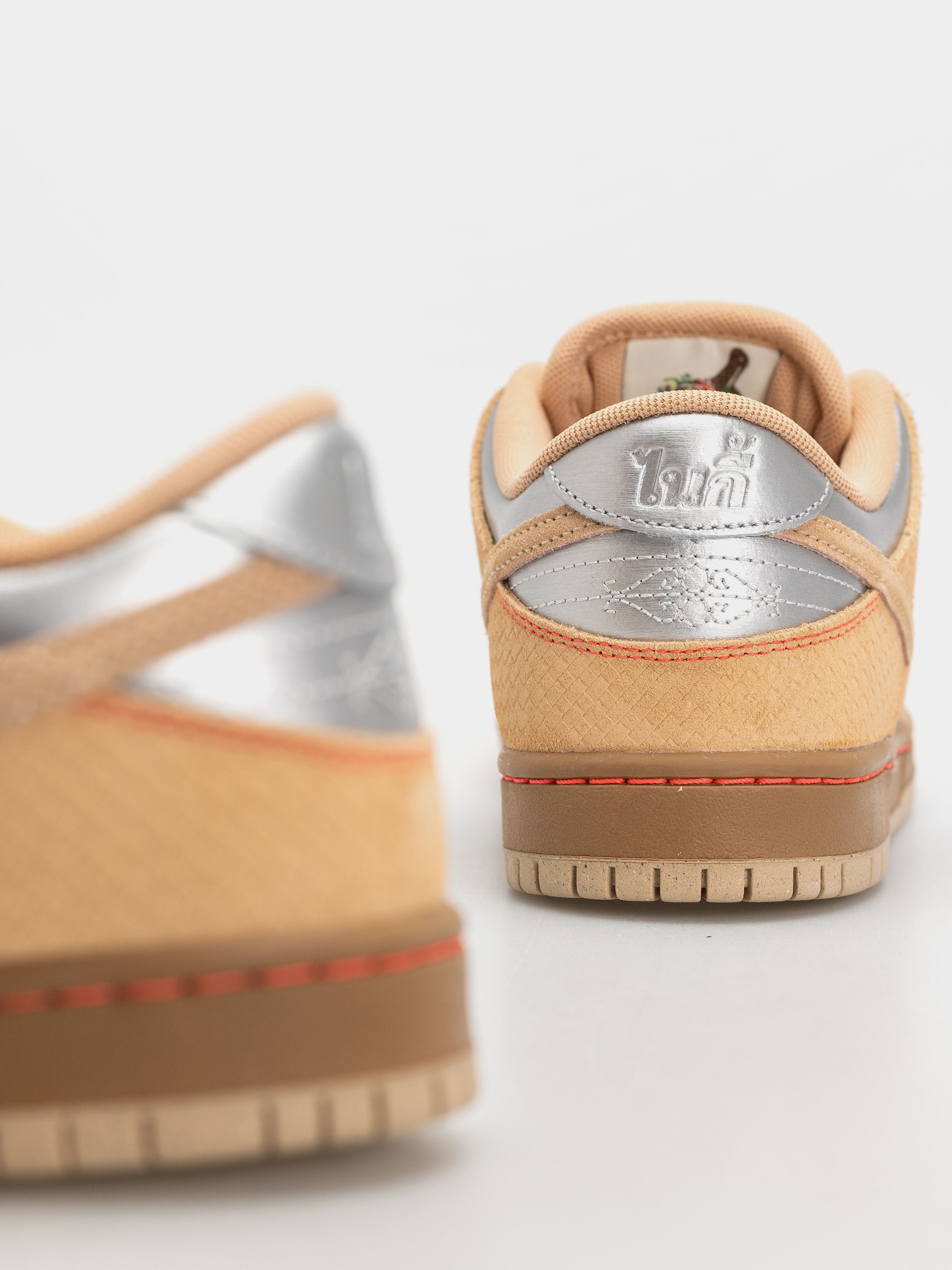 Nike SB Shoes Dunk Low Pro (canvas/vachetta tan/parachute beige)
