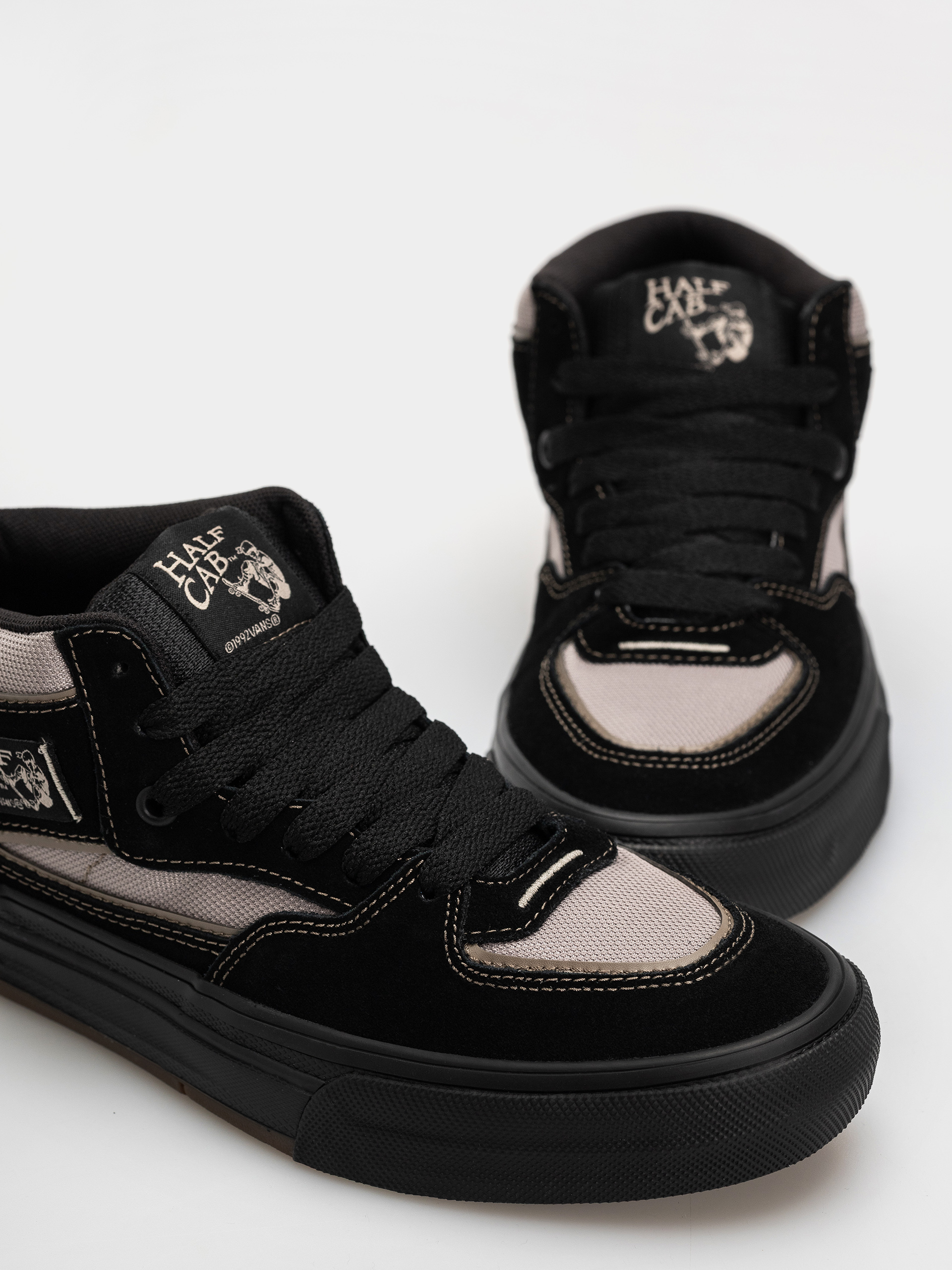 Vans Skate Half Cab Wafflecup Shoes (black/peyote)