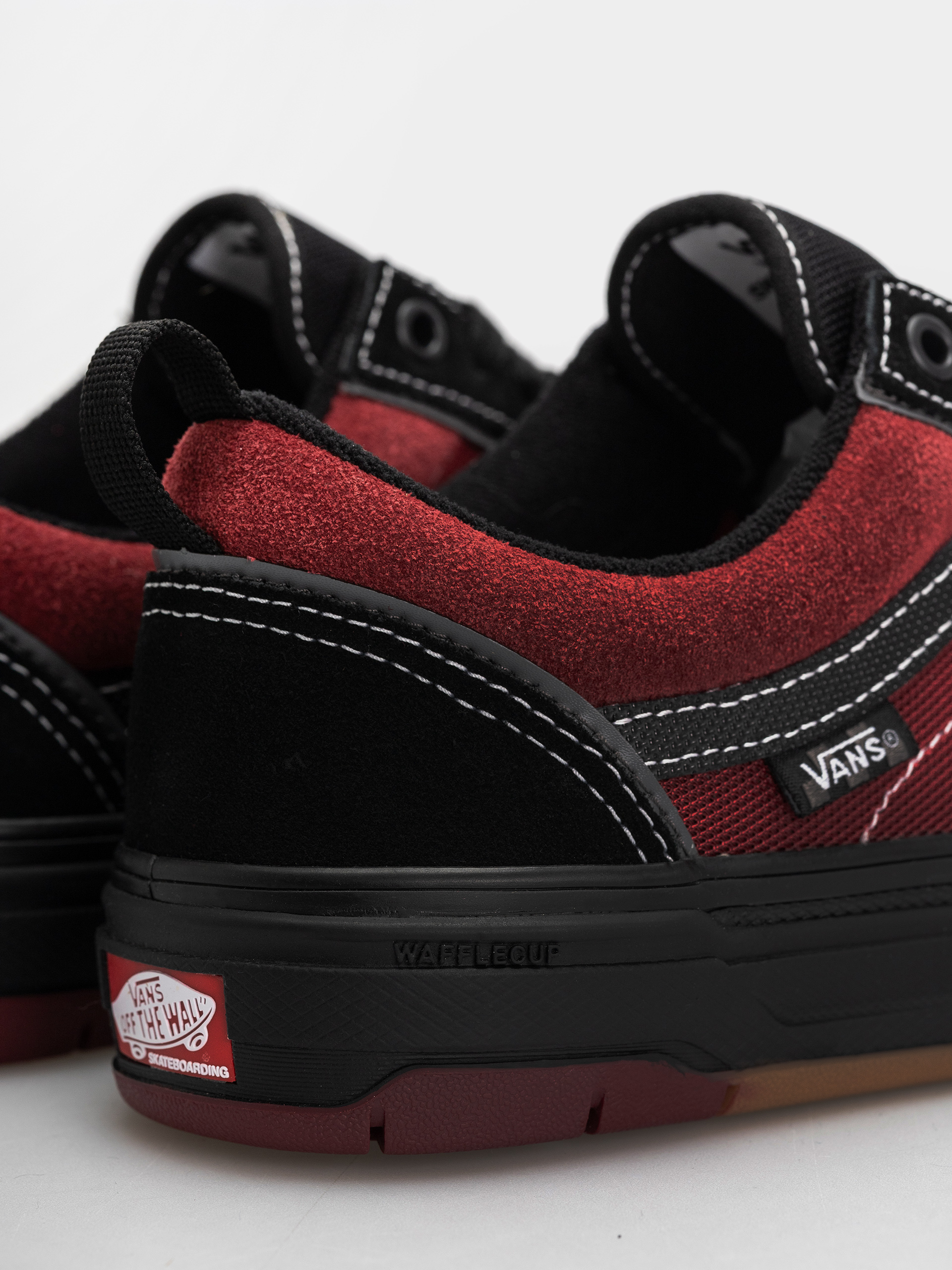 Vans Skate Old Skool Wafflecup Schuhe (black/red)