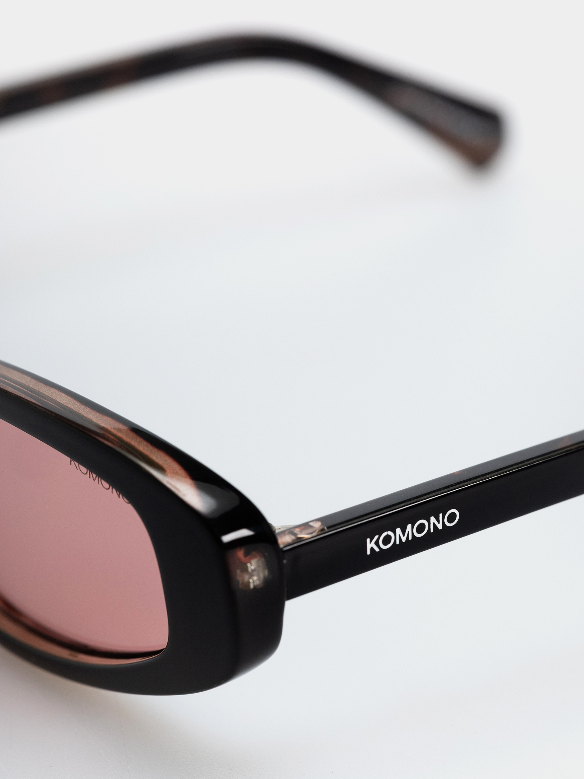 Komono Emery Sonnenbrille (black cherry)