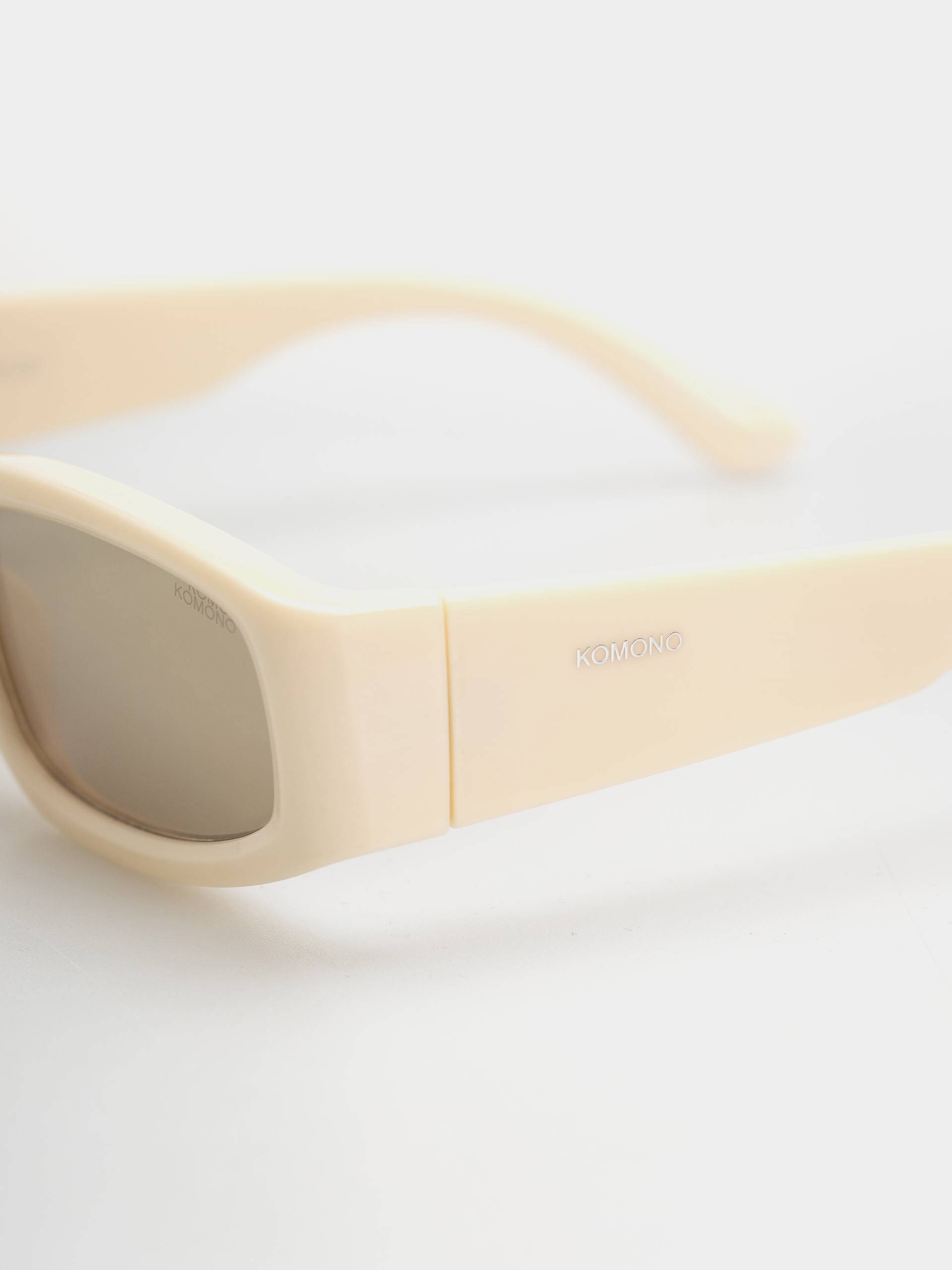 Komono Rylan Sunglasses (porcelain fire)