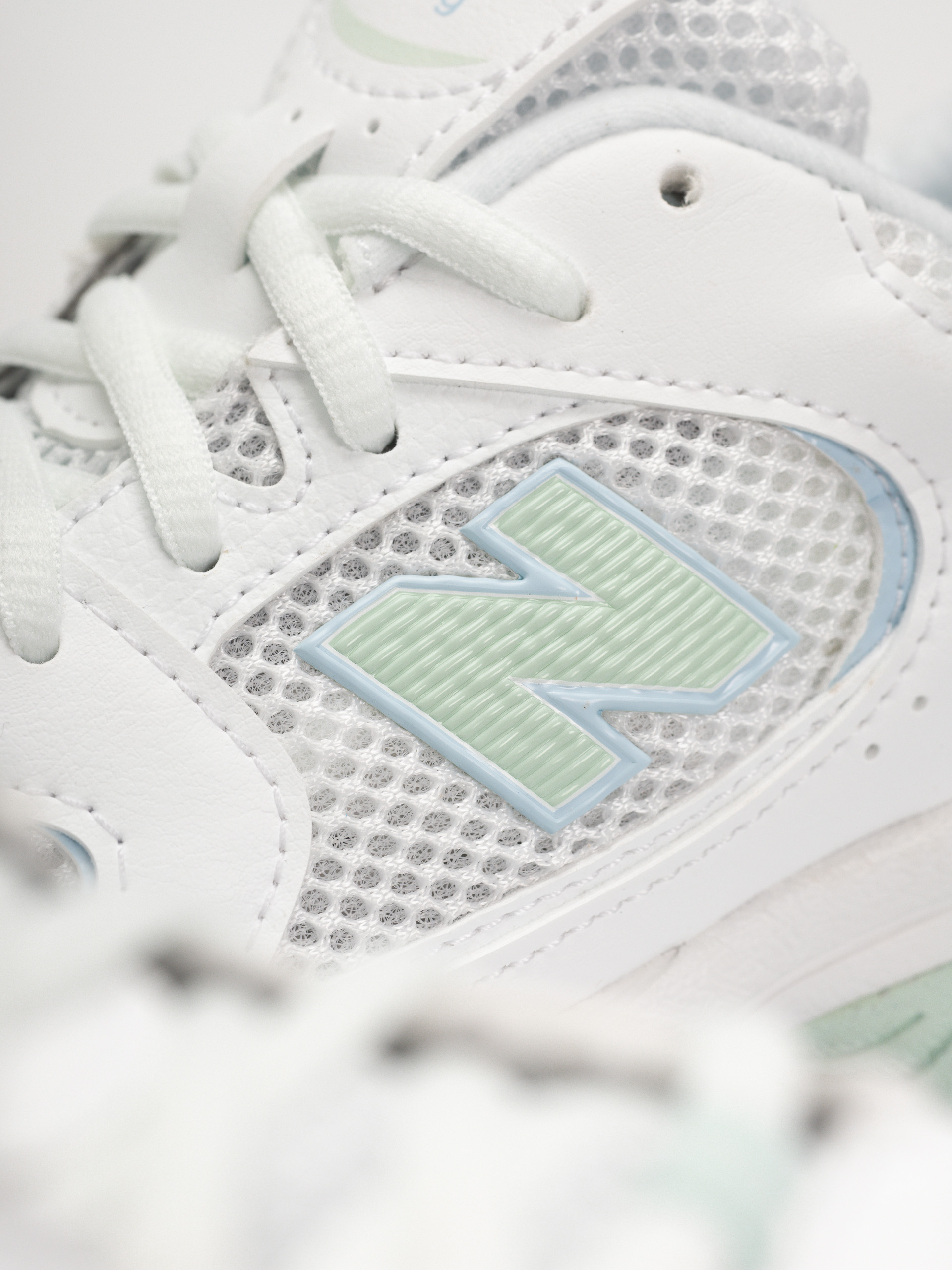 New Balance 530 JR Schuhe (103 white/cosmic jade)