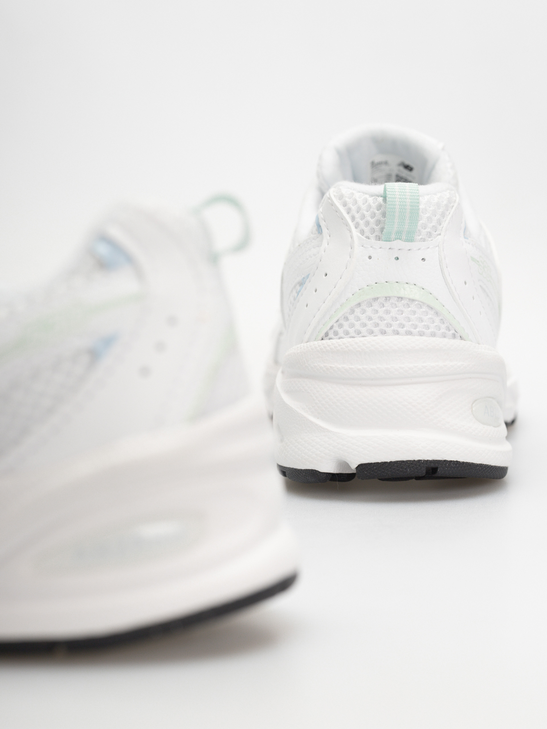 New Balance 530 JR Schuhe (103 white/cosmic jade)