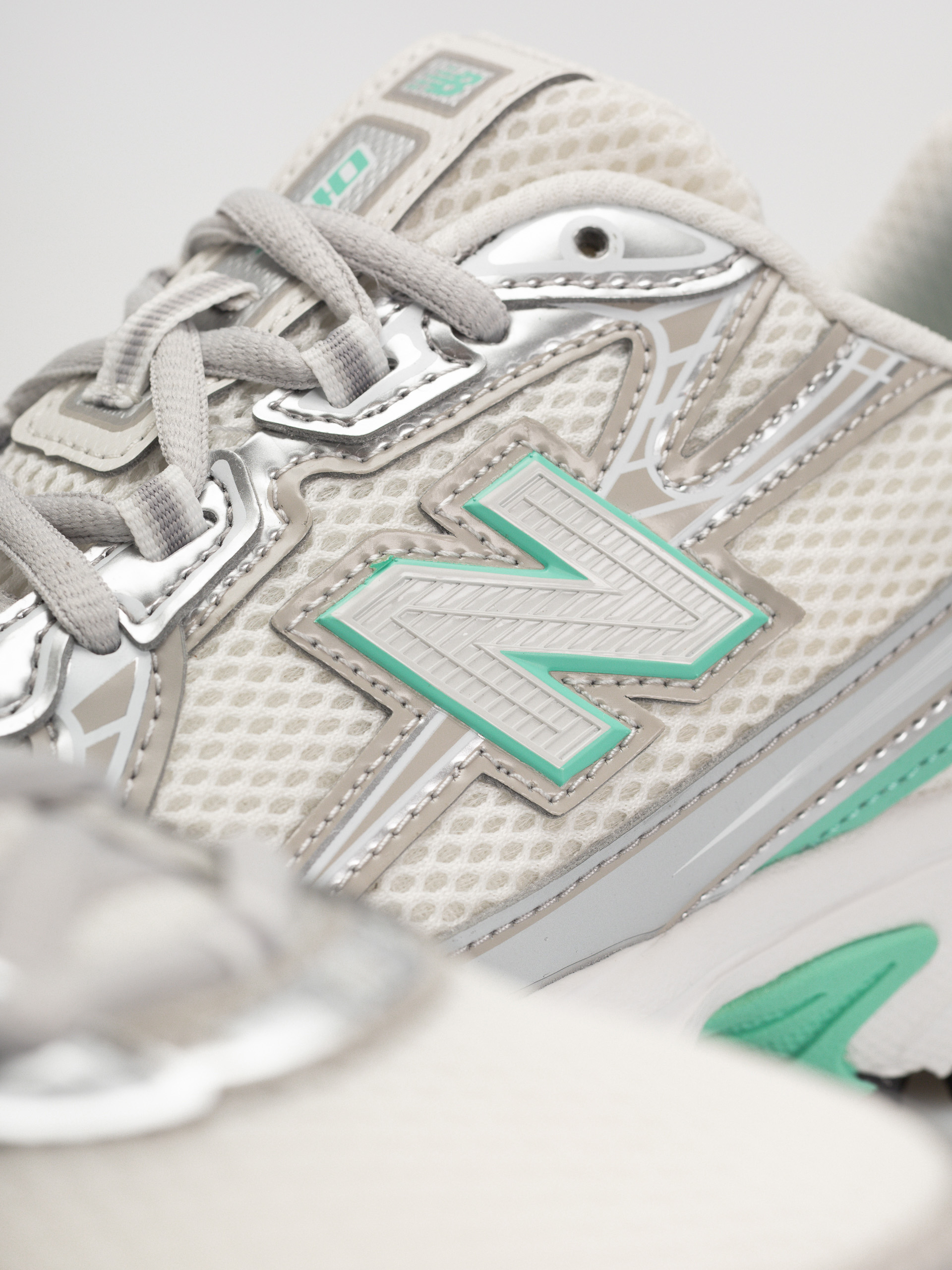 New Balance 740 JR Schuhe (silver metallic/deep end)