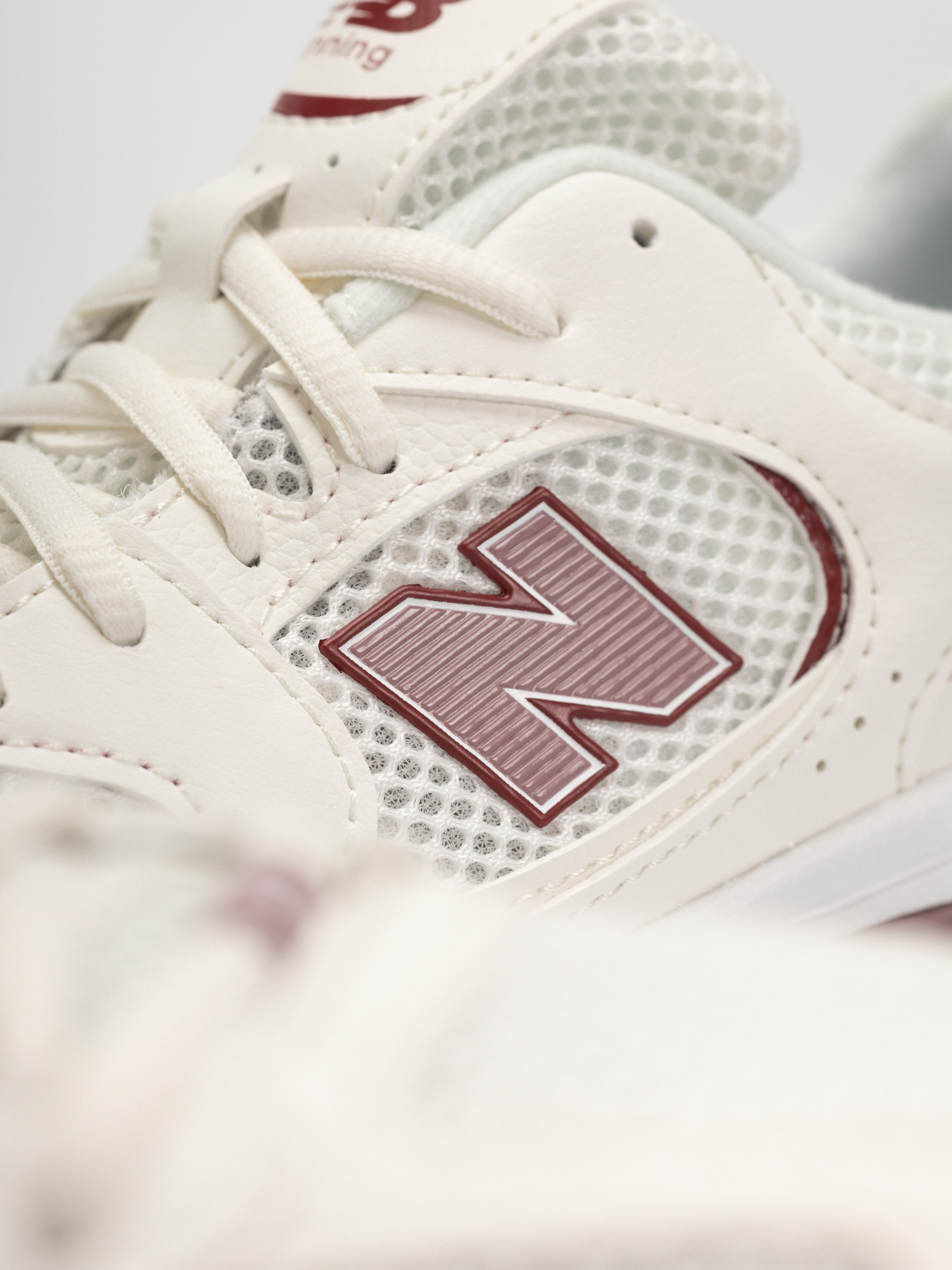 New Balance 530 JR Shoes (sea salt/rosewood)