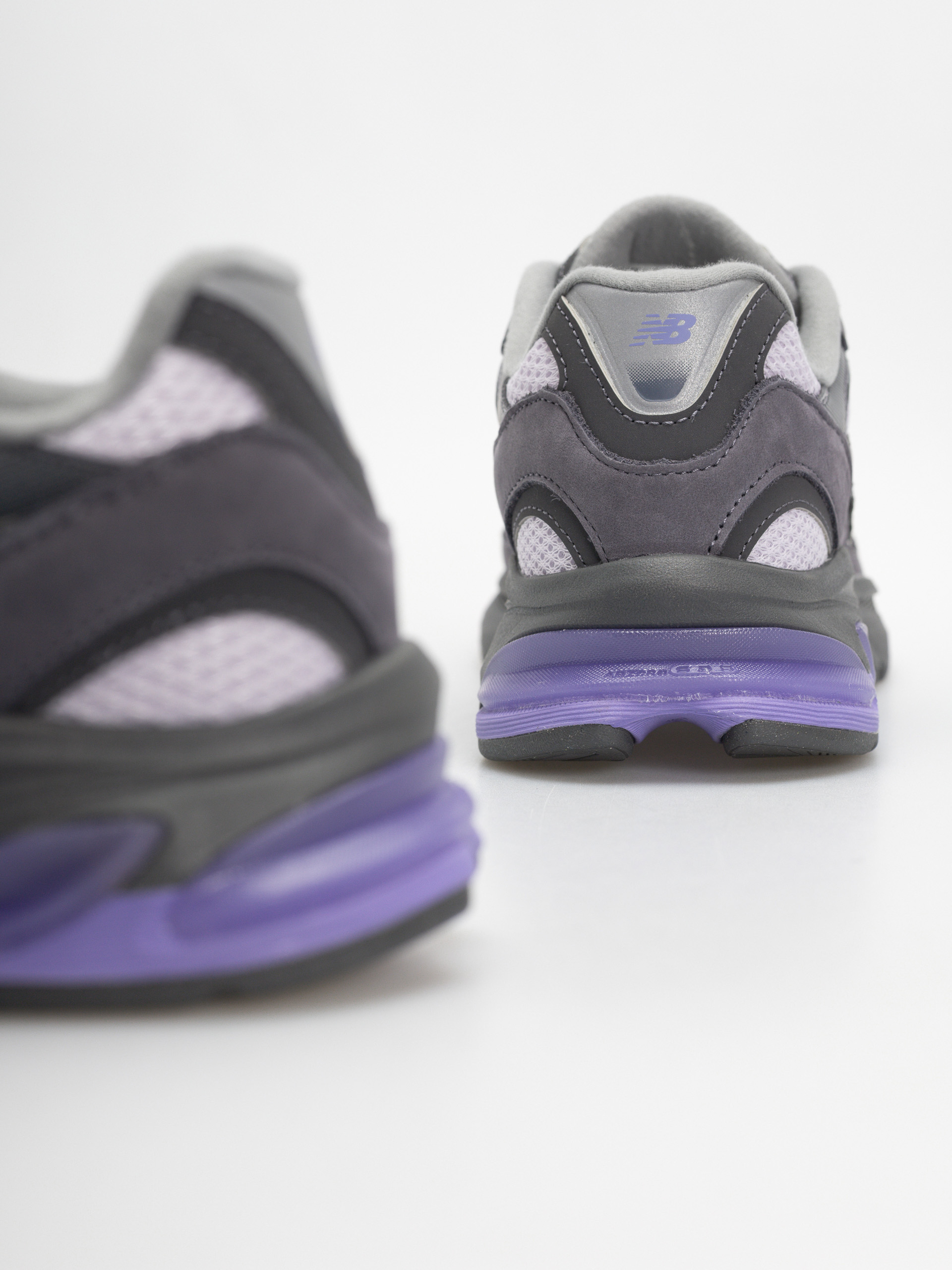 New Balance Shoes 2010 (neptune grey/violet crush/taro)
