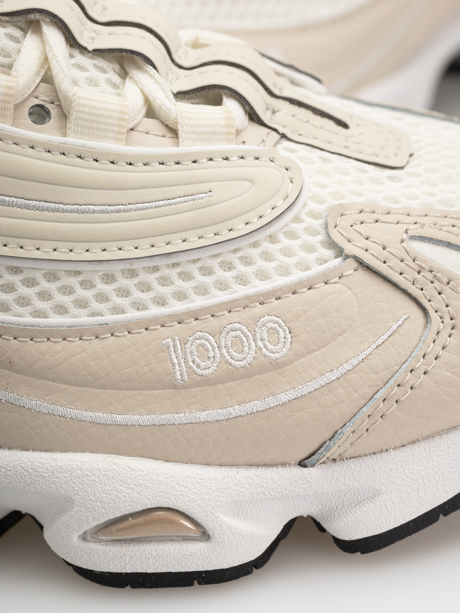 New Balance Shoes 1000 (timberwolf/sea salt)