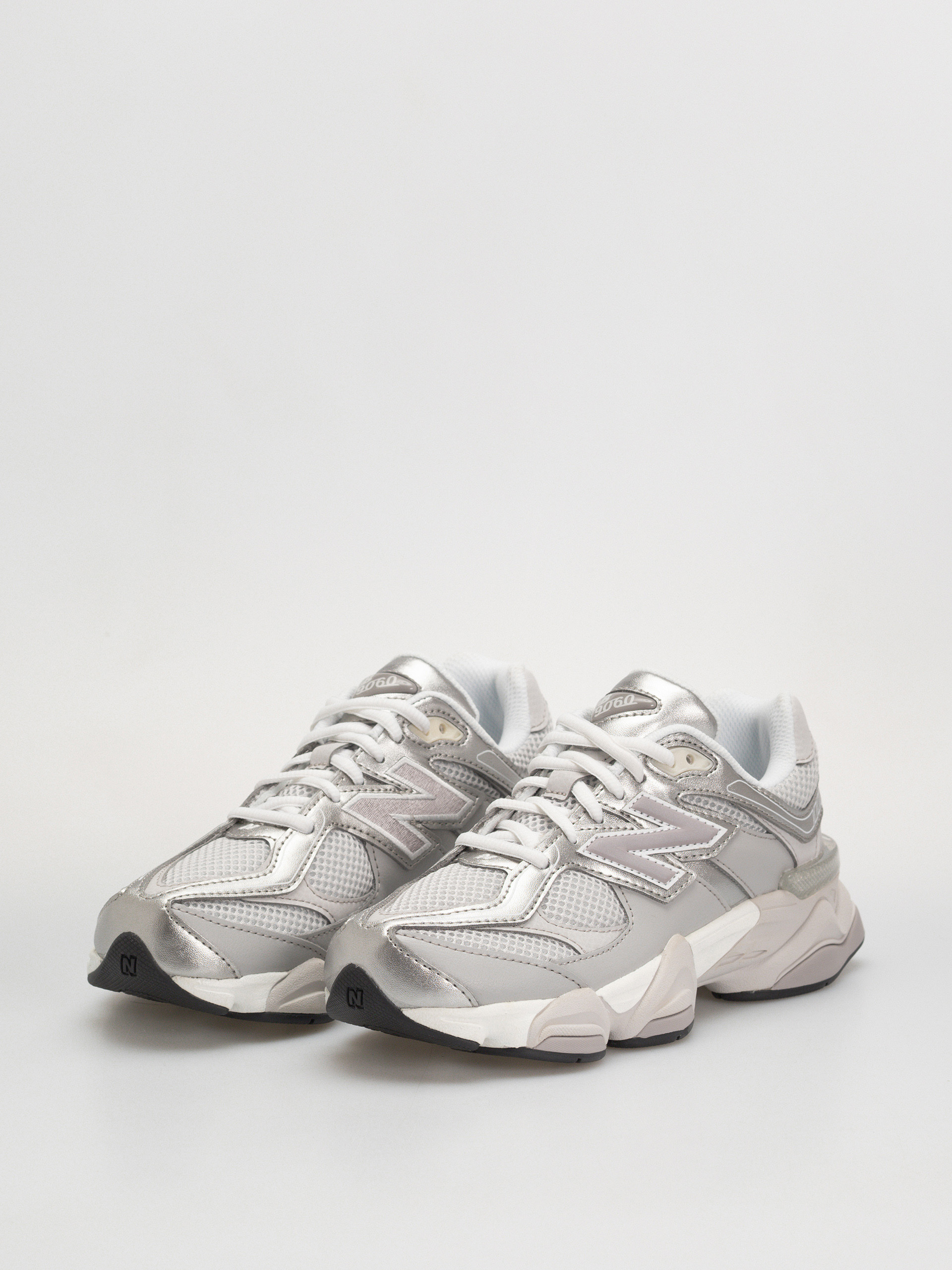 New Balance Schuhe 9060 JR (raincloud/truffle salt)