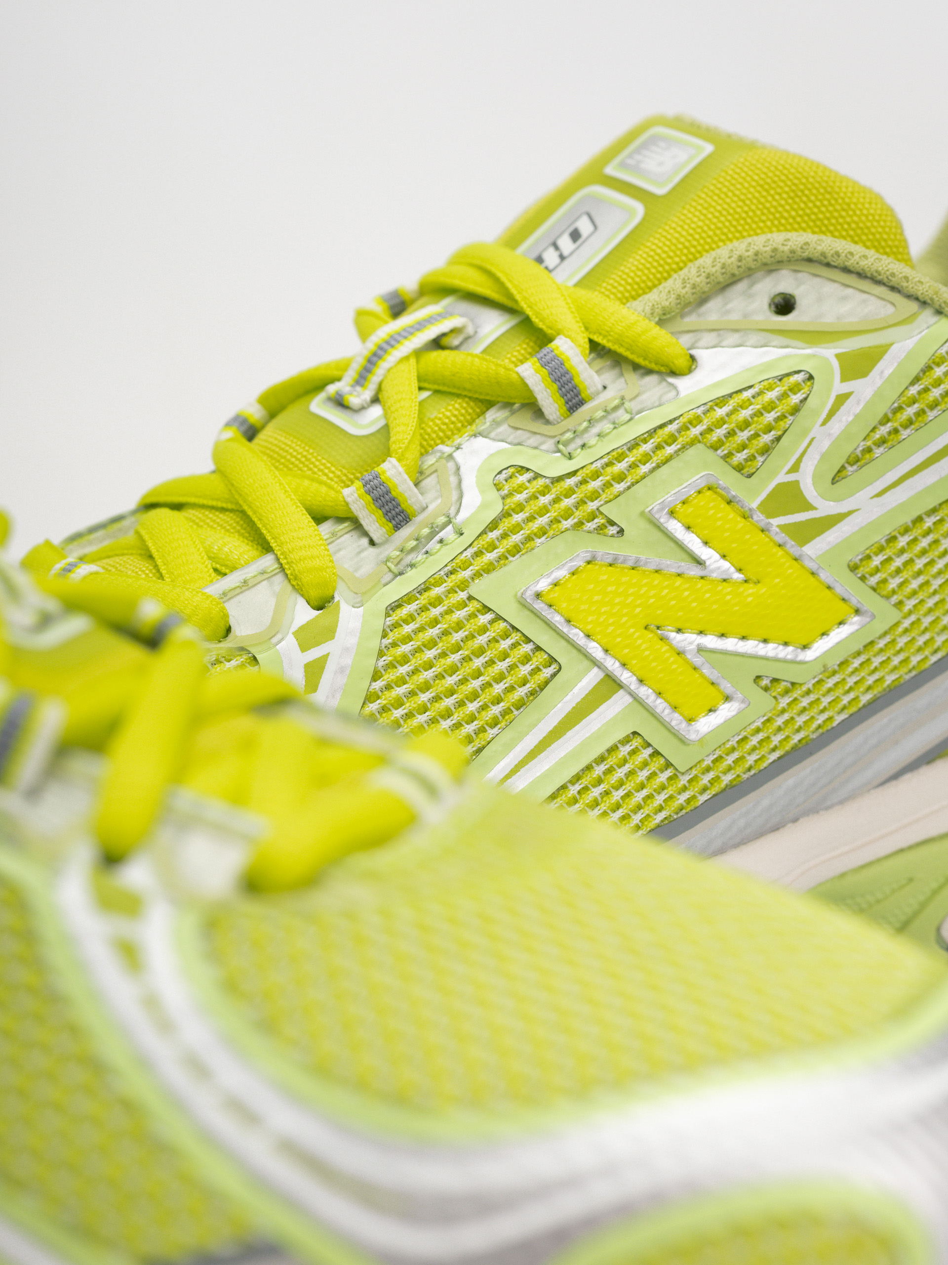 New Balance Schuhe 740 (timberwolf/afterglow)