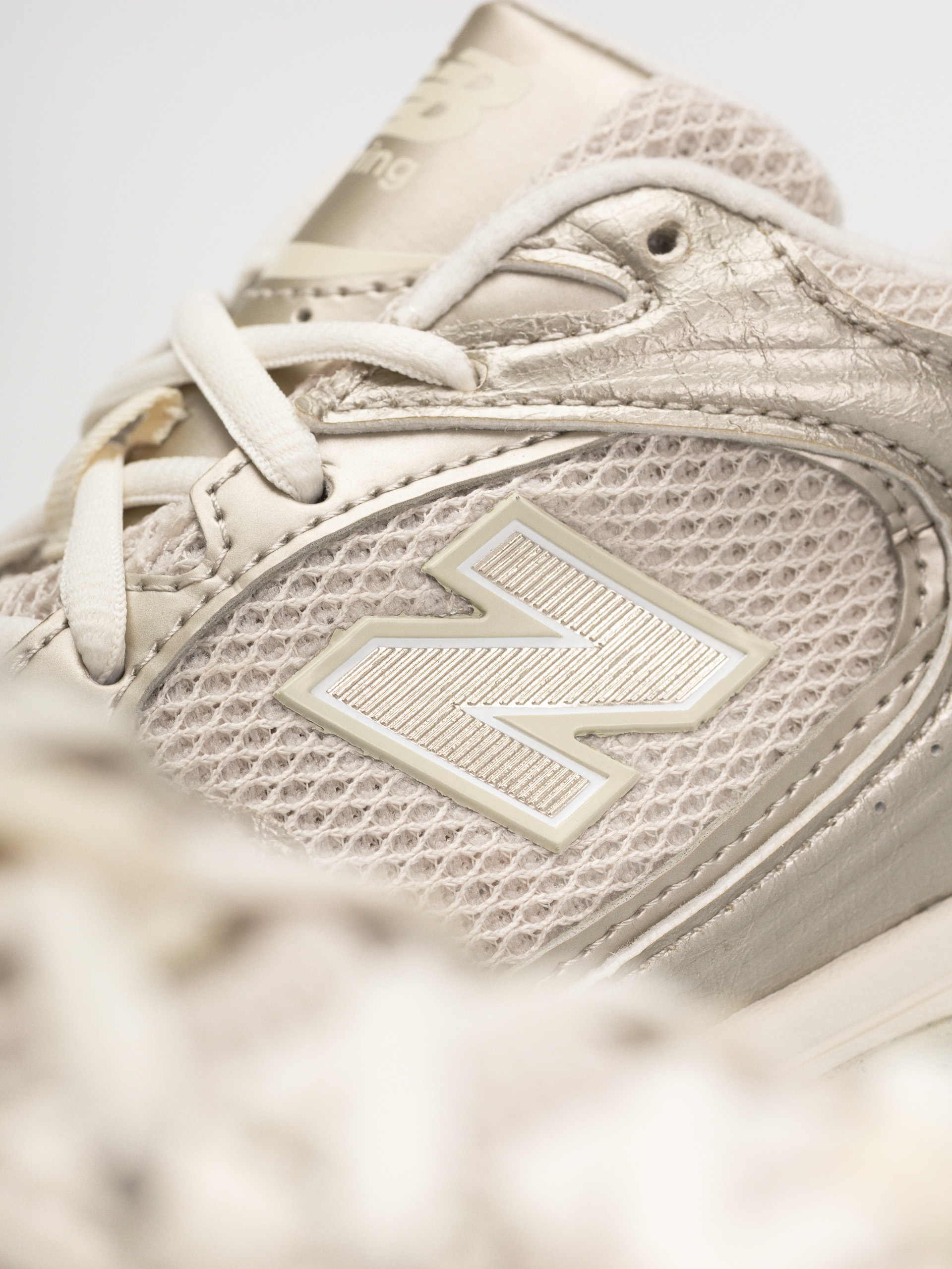 New Balance Schuhe 530 (gold metallic/linen)