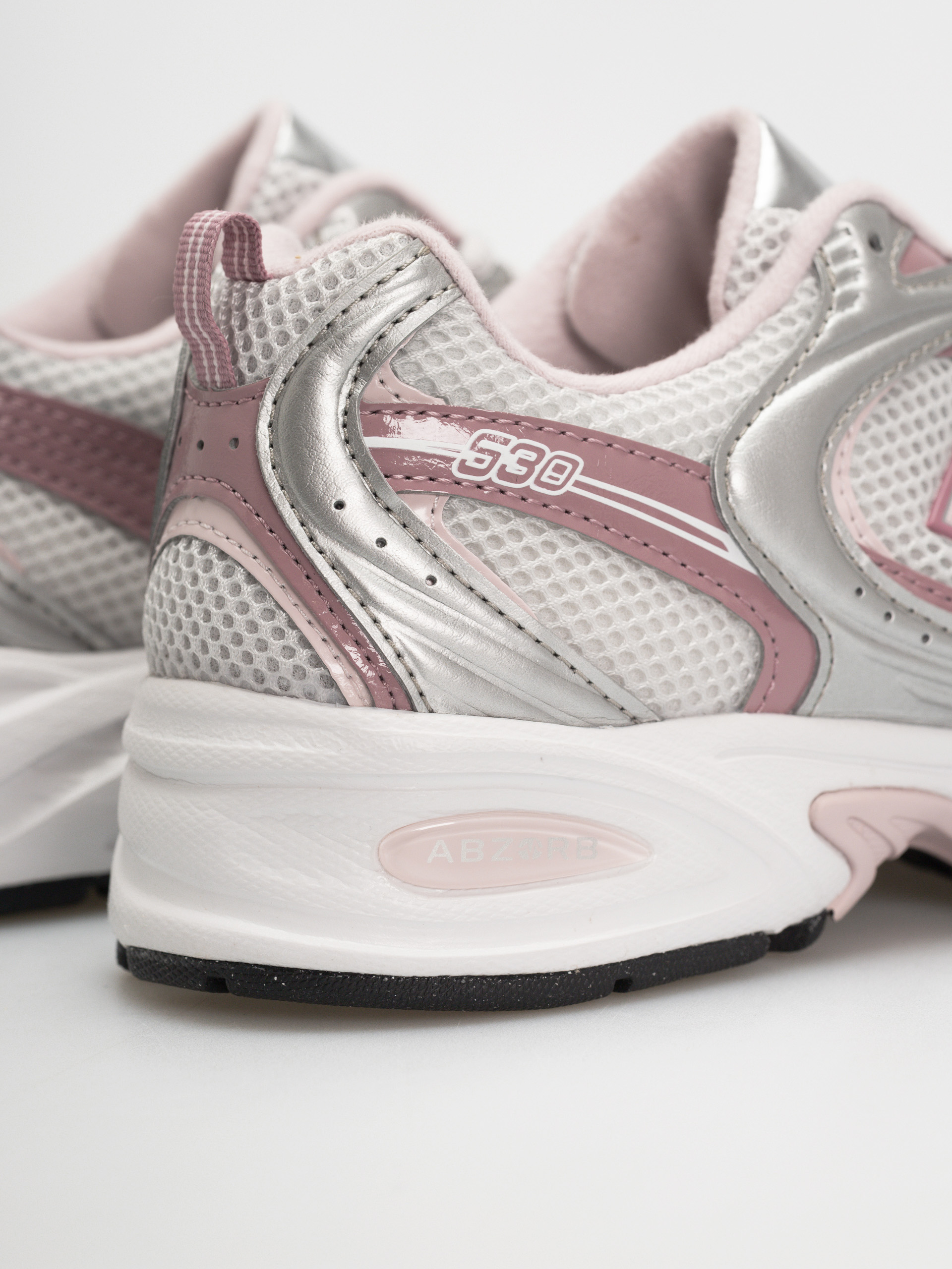 New Balance Schuhe 530 (silver metallic/rosewood)
