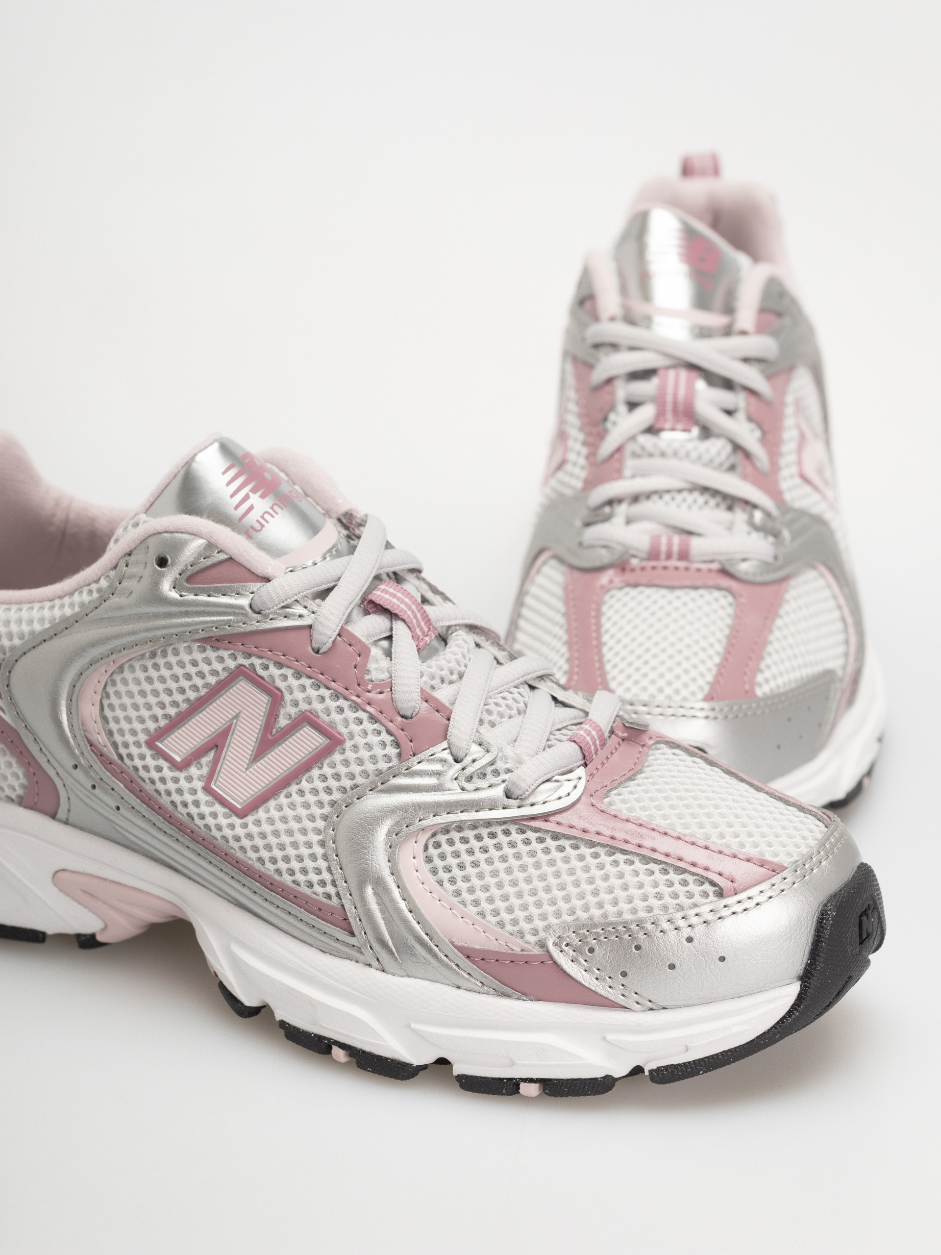 New Balance Shoes 530 (silver metallic/rosewood)