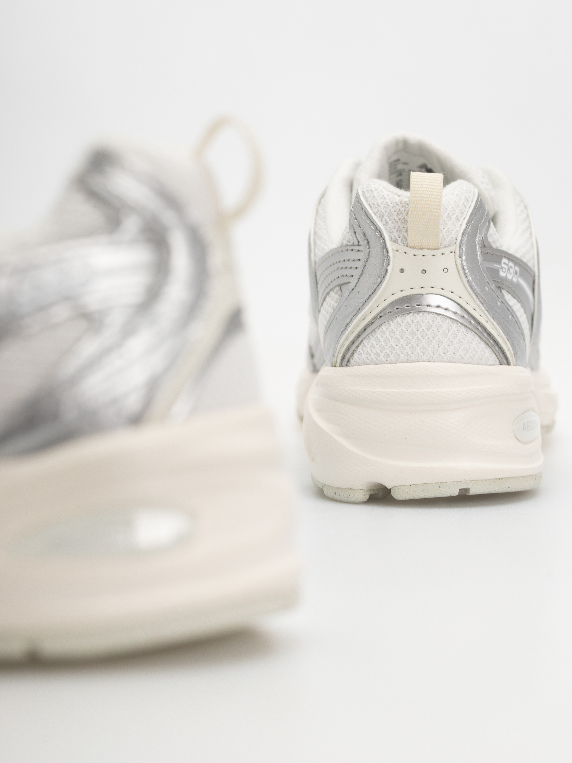 New Balance Schuhe 530 (silver metallic/reflection)