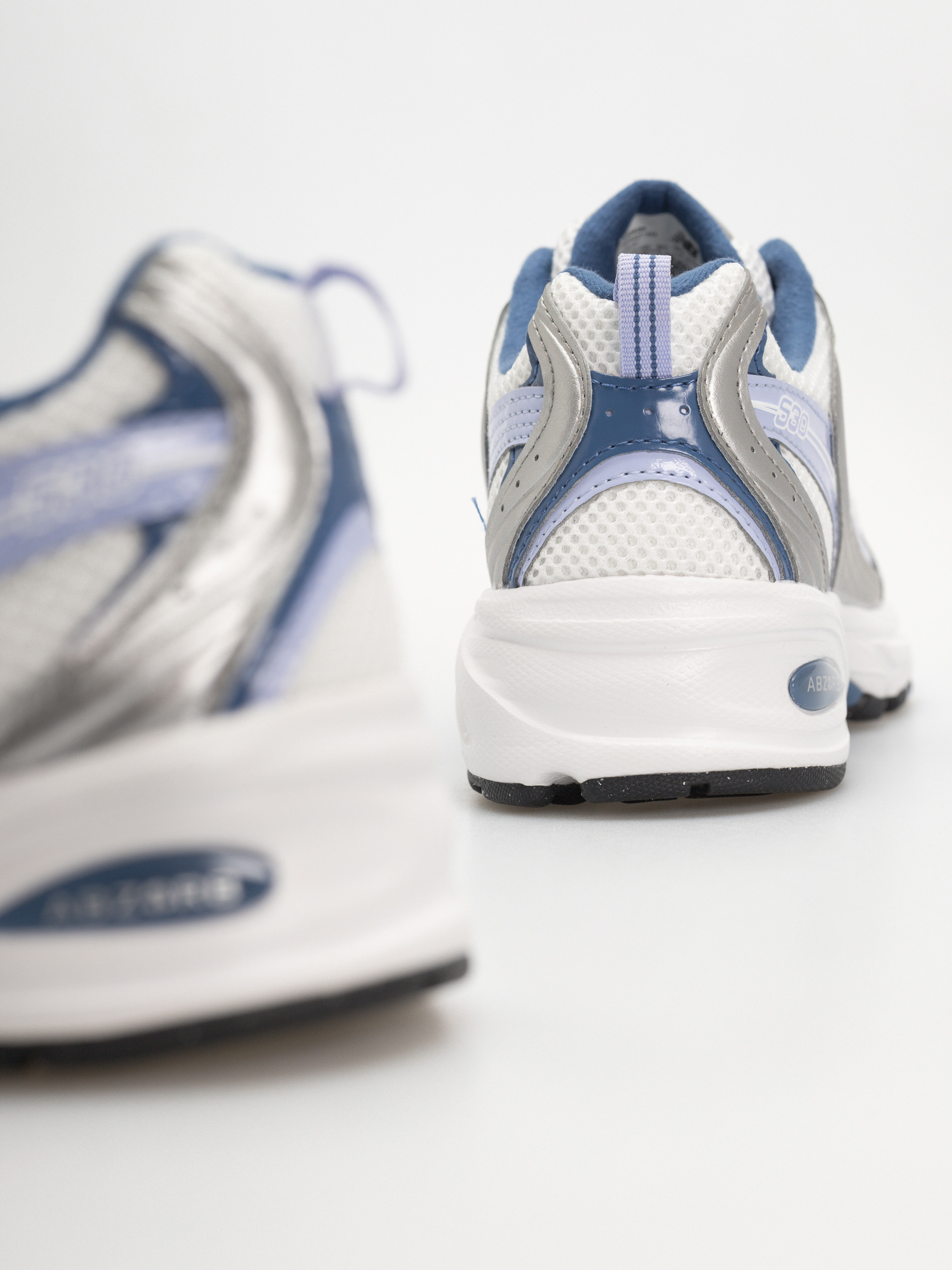 New Balance Schuhe 530 (silver metallic/daybreak/magic blue)