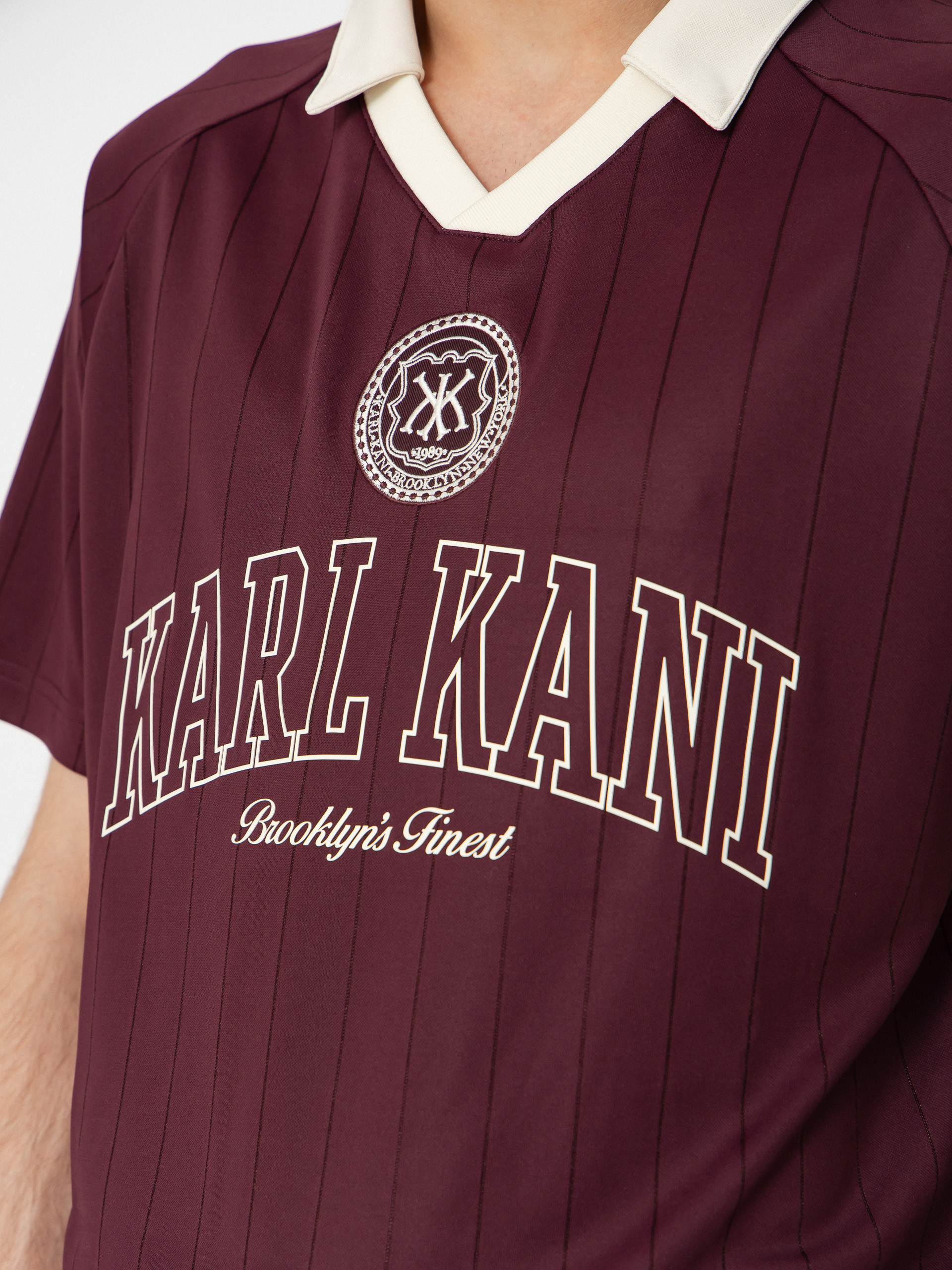 Karl Kani Heritage Emblem Shadow Pinstripe Soccer T-Shirt (red)