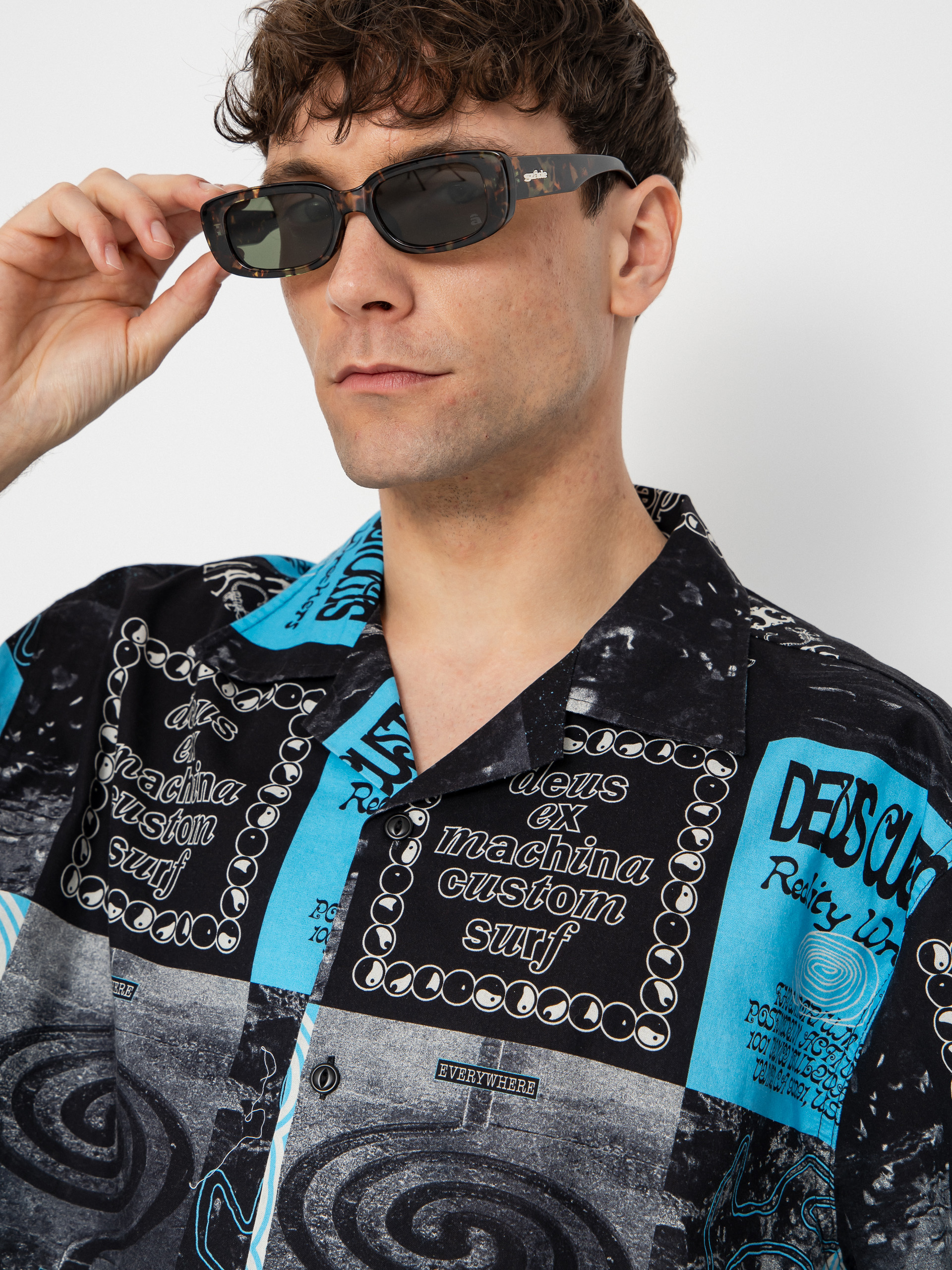 Deus Ex Machina Washed Away Shirt (caviar)