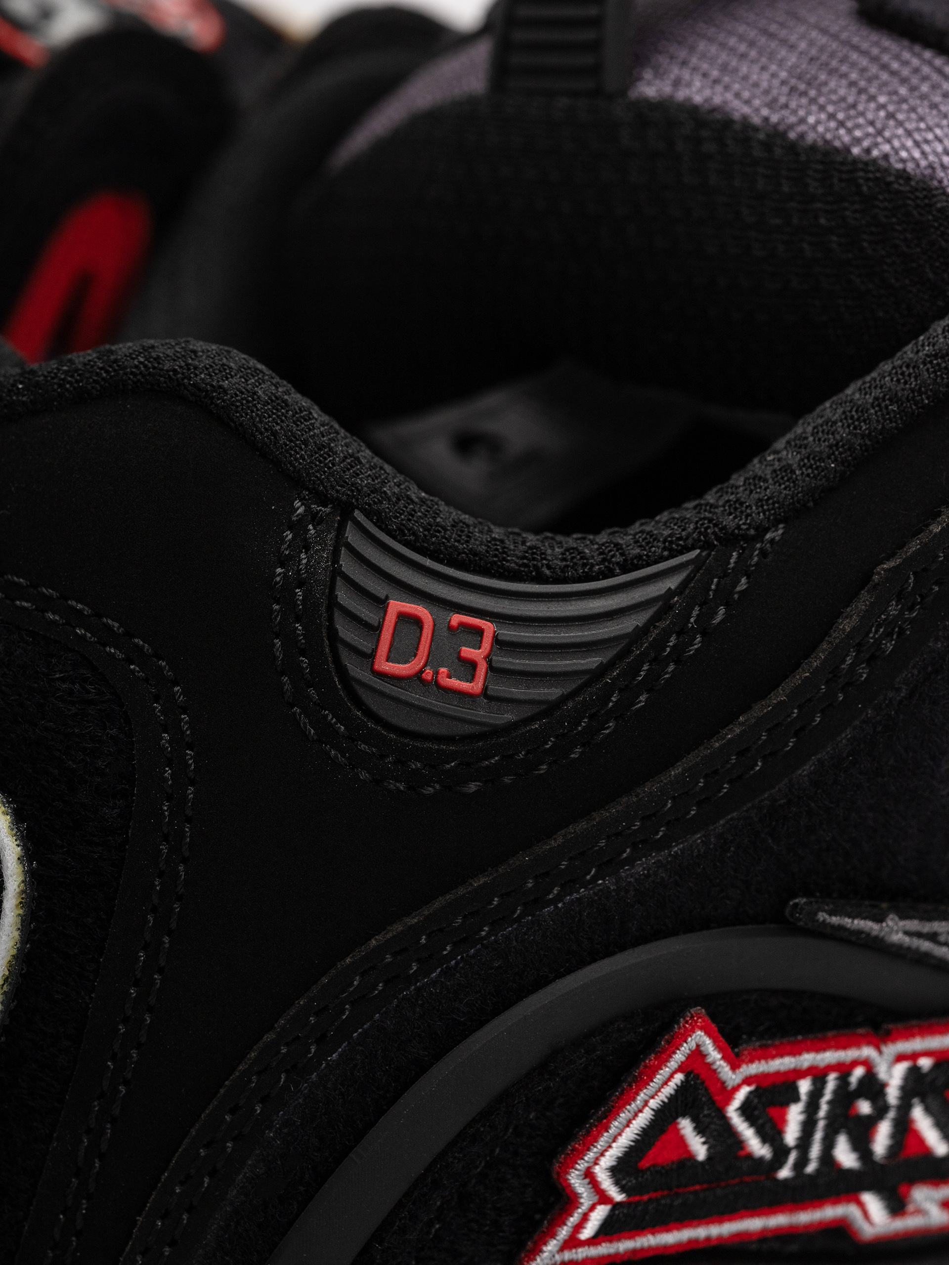 Osiris Shoes D3 2001 (black/red/velcro)