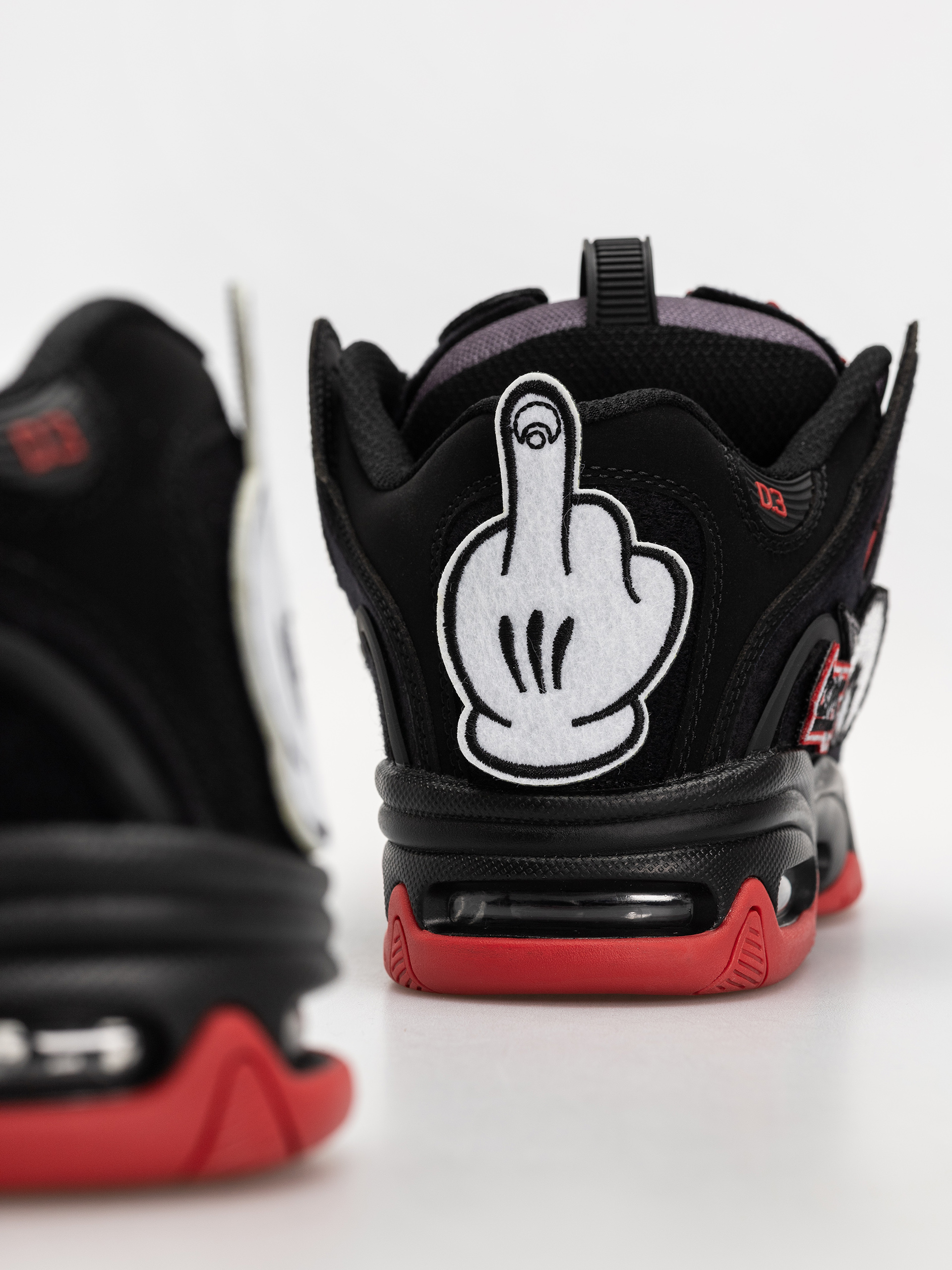 Osiris Shoes D3 2001 (black/red/velcro)