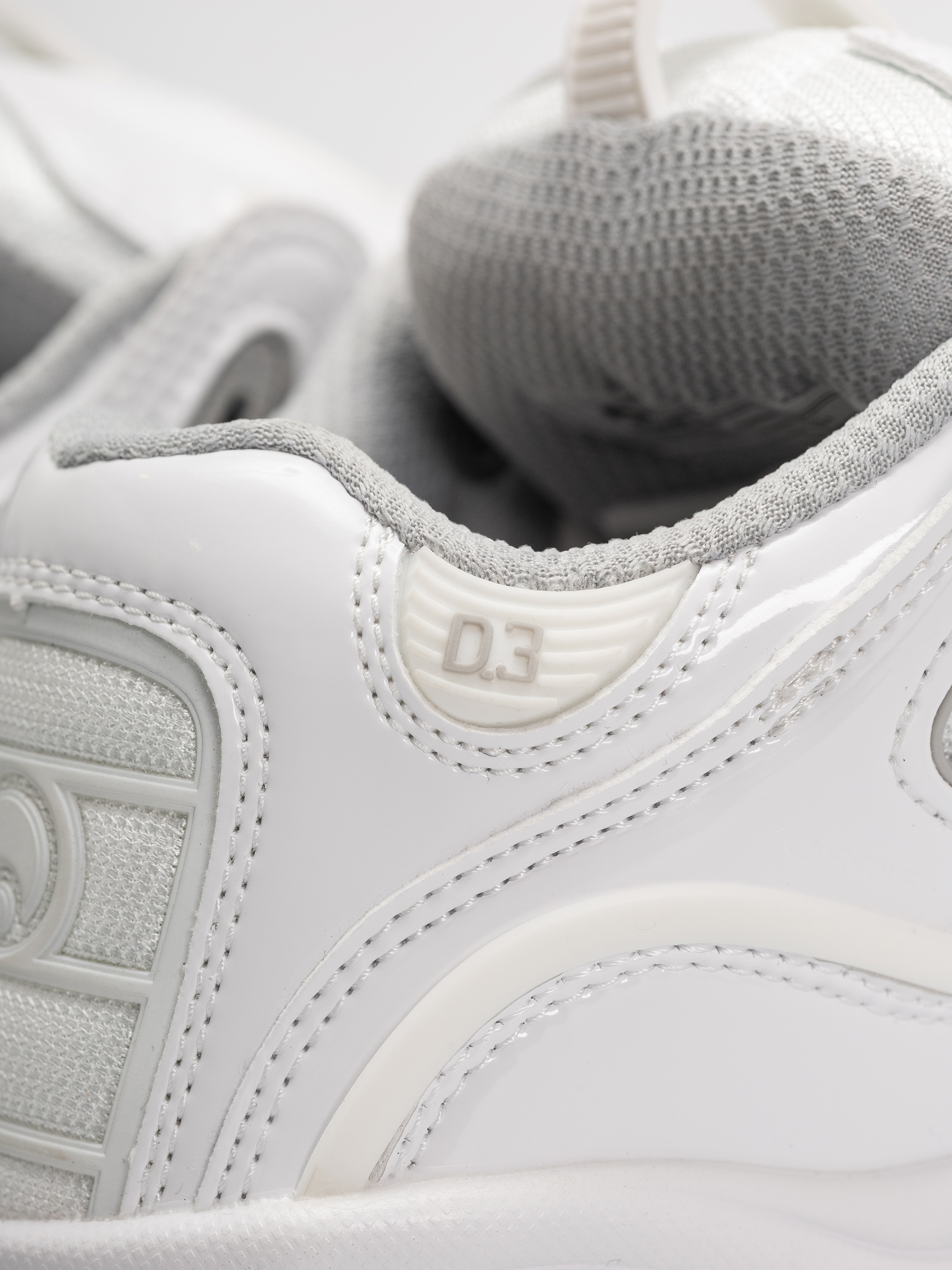 Osiris Shoes D3 2001 (white/grey/white)