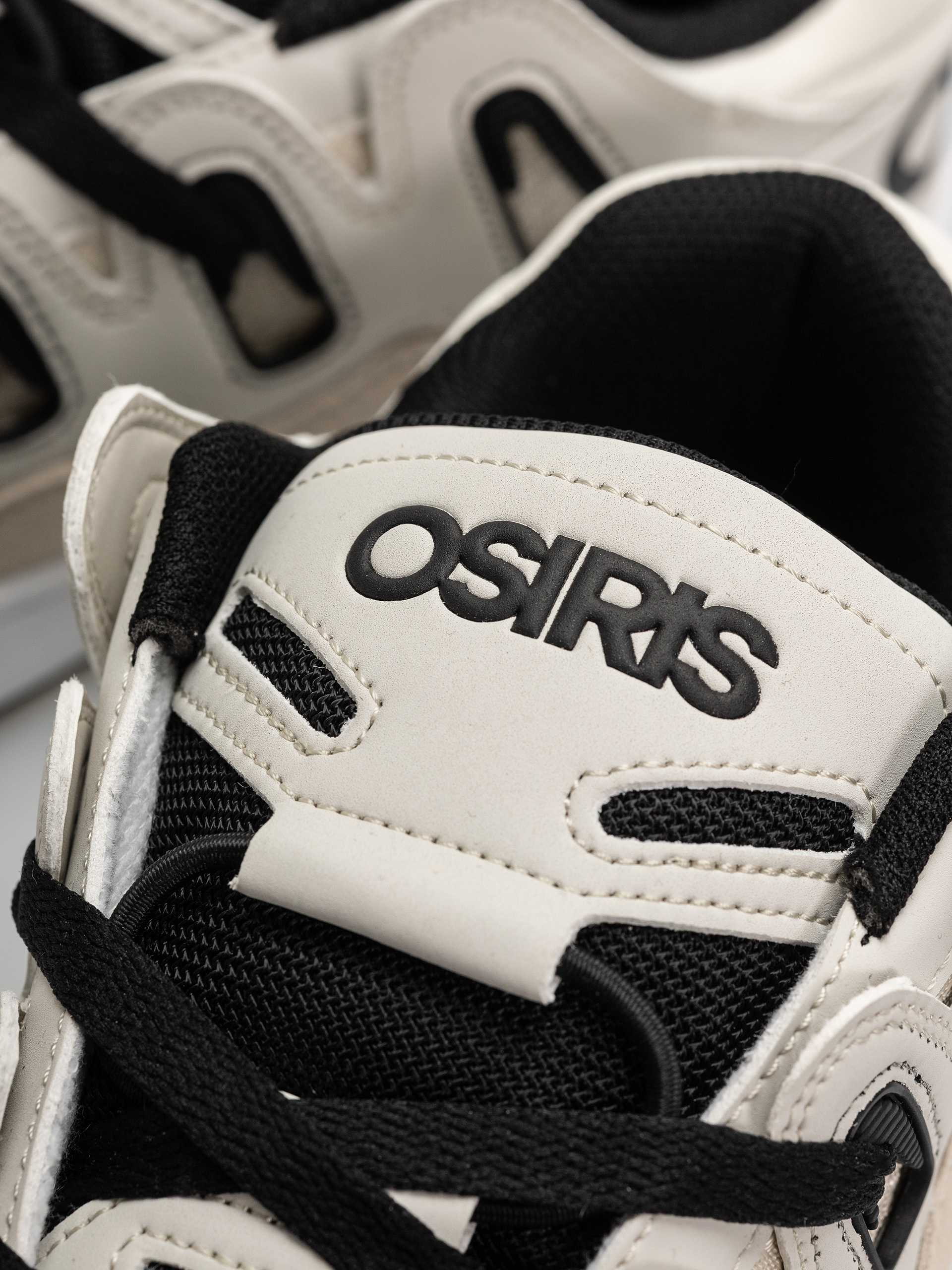 Osiris D3 S Schuhe (cream/white/black)