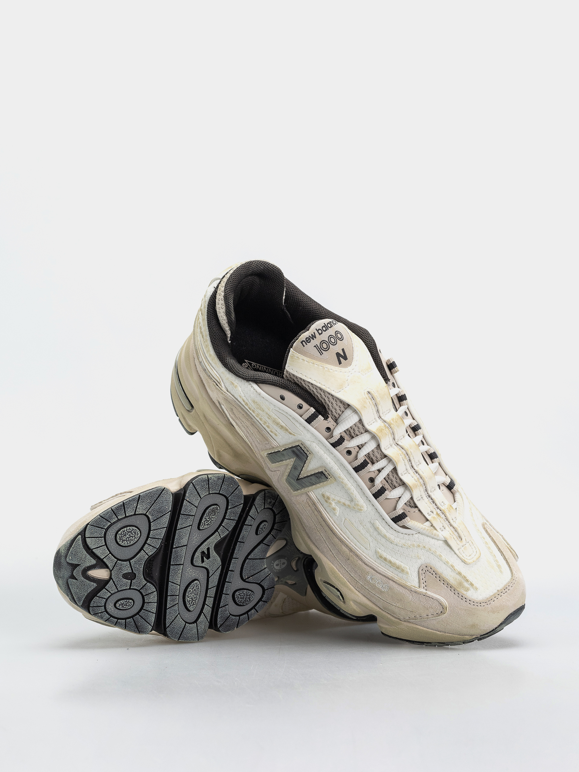 New Balance 1000 Shoes (timberwolf/sea salt)