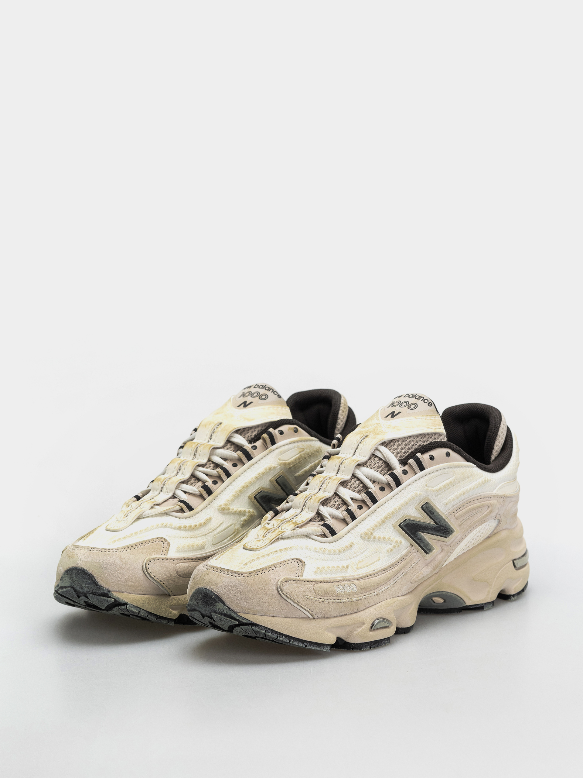 New Balance 1000 Shoes (timberwolf/sea salt)