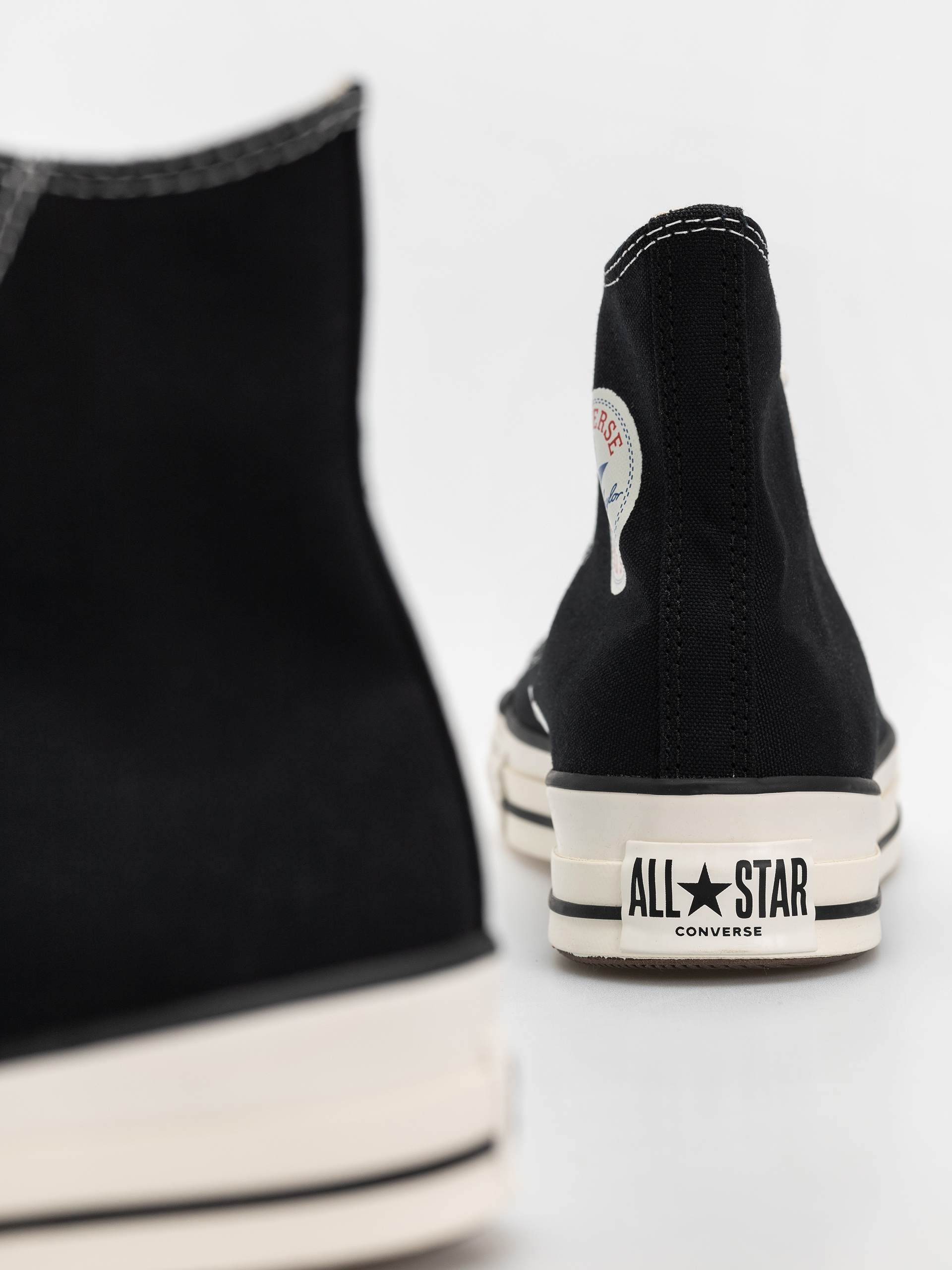 Converse Chucks Chuck Taylor Throwback Hi (black/vintage white)