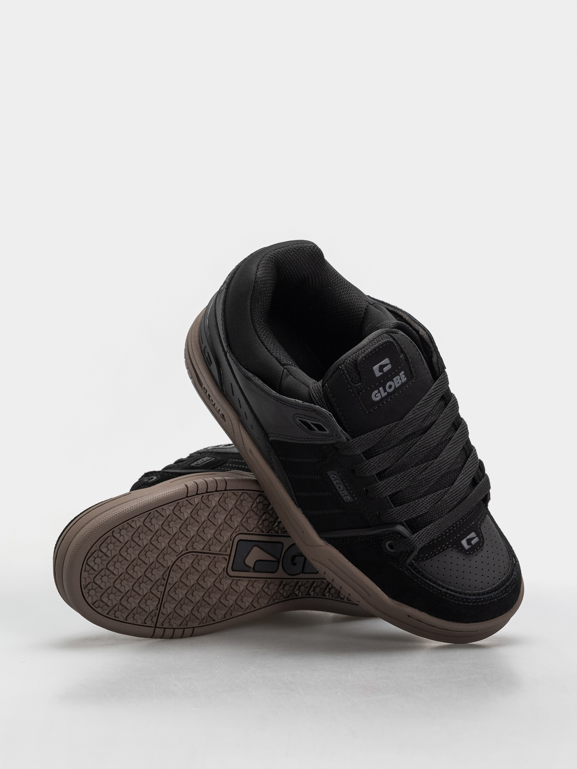 Globe Shoes Fusion (black/tobacco gum)