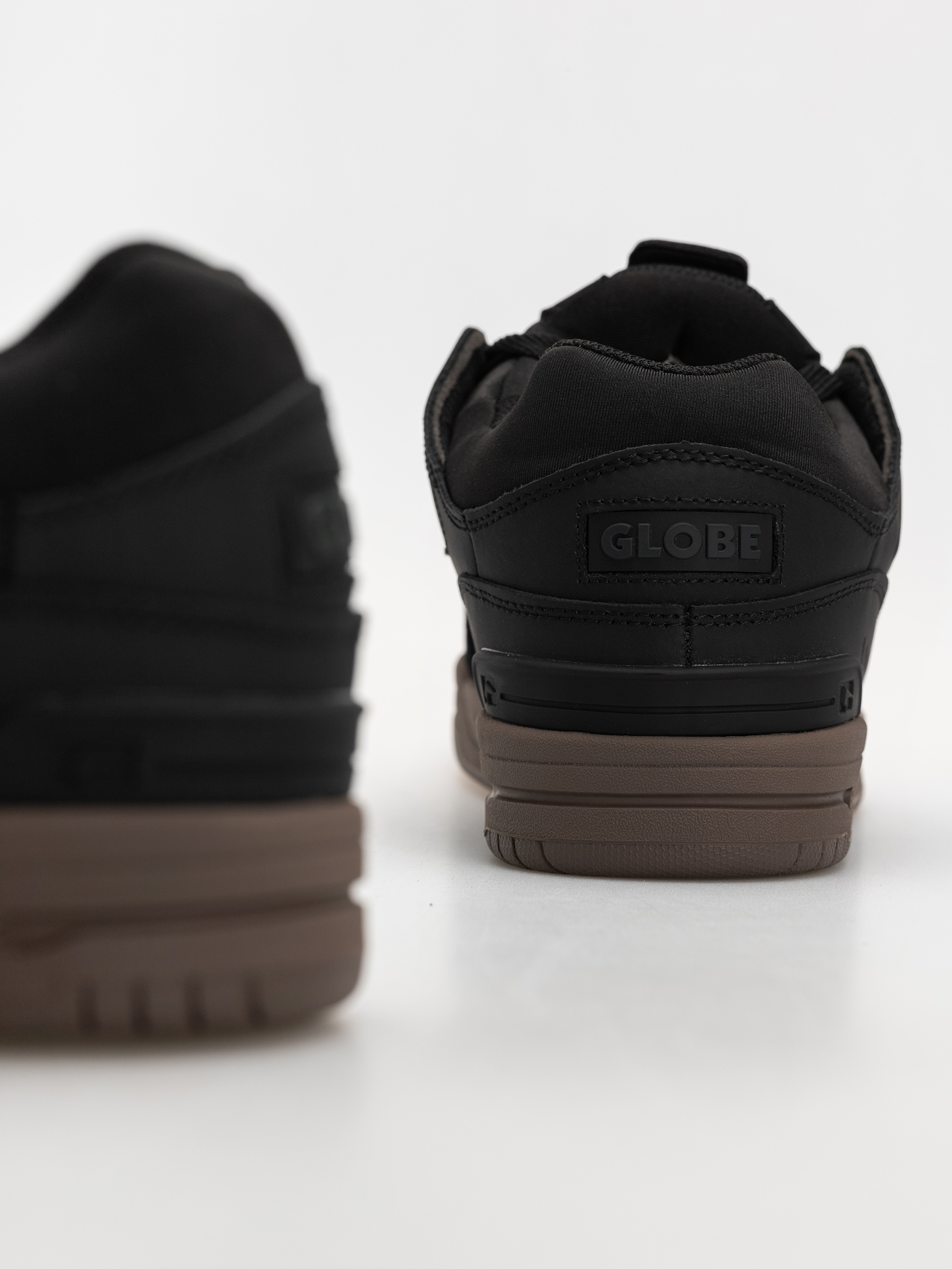 Globe Schuhe Fusion (black/tobacco gum)