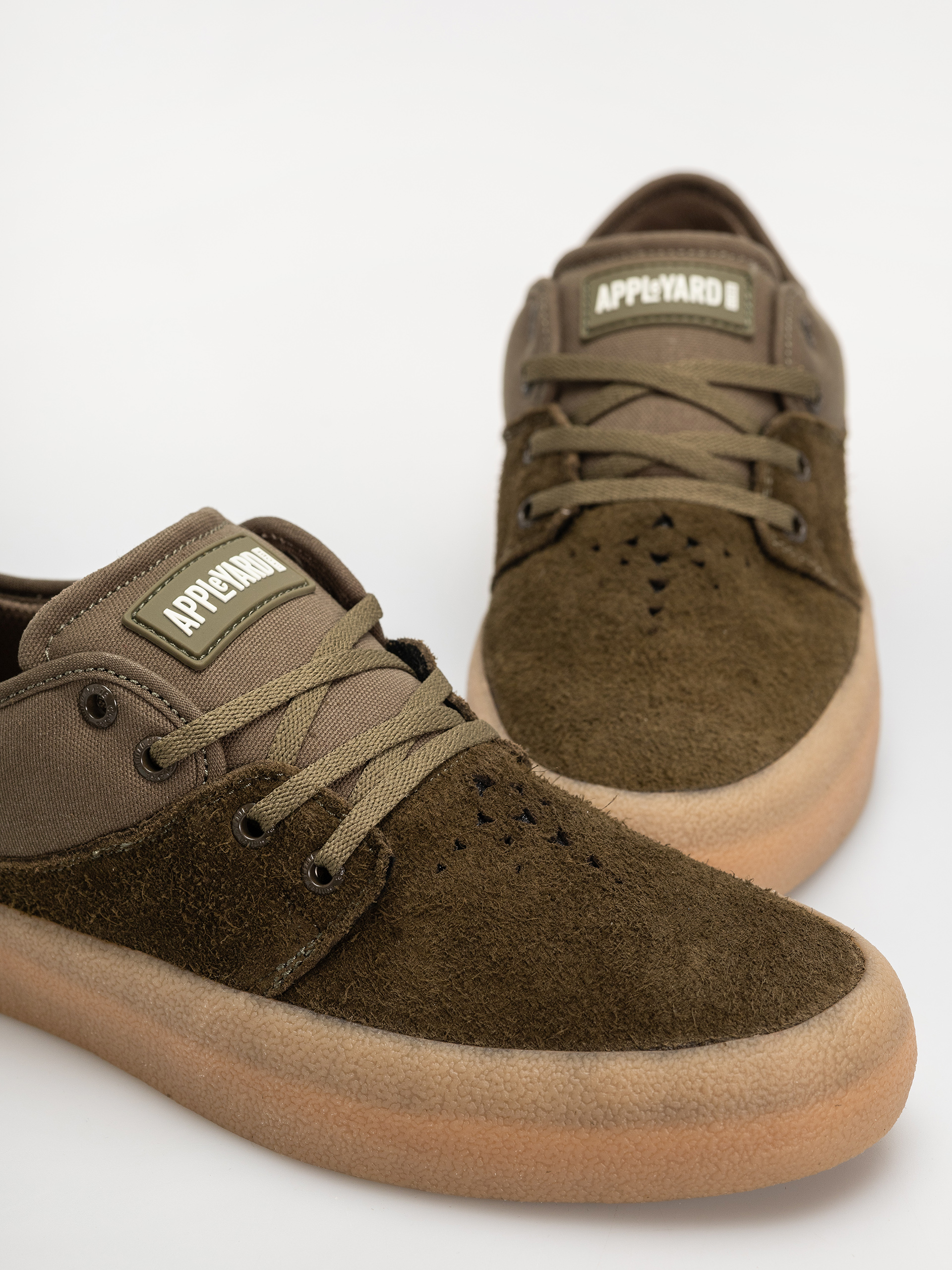 Globe Schuhe Mahalo (military olive/crepe)